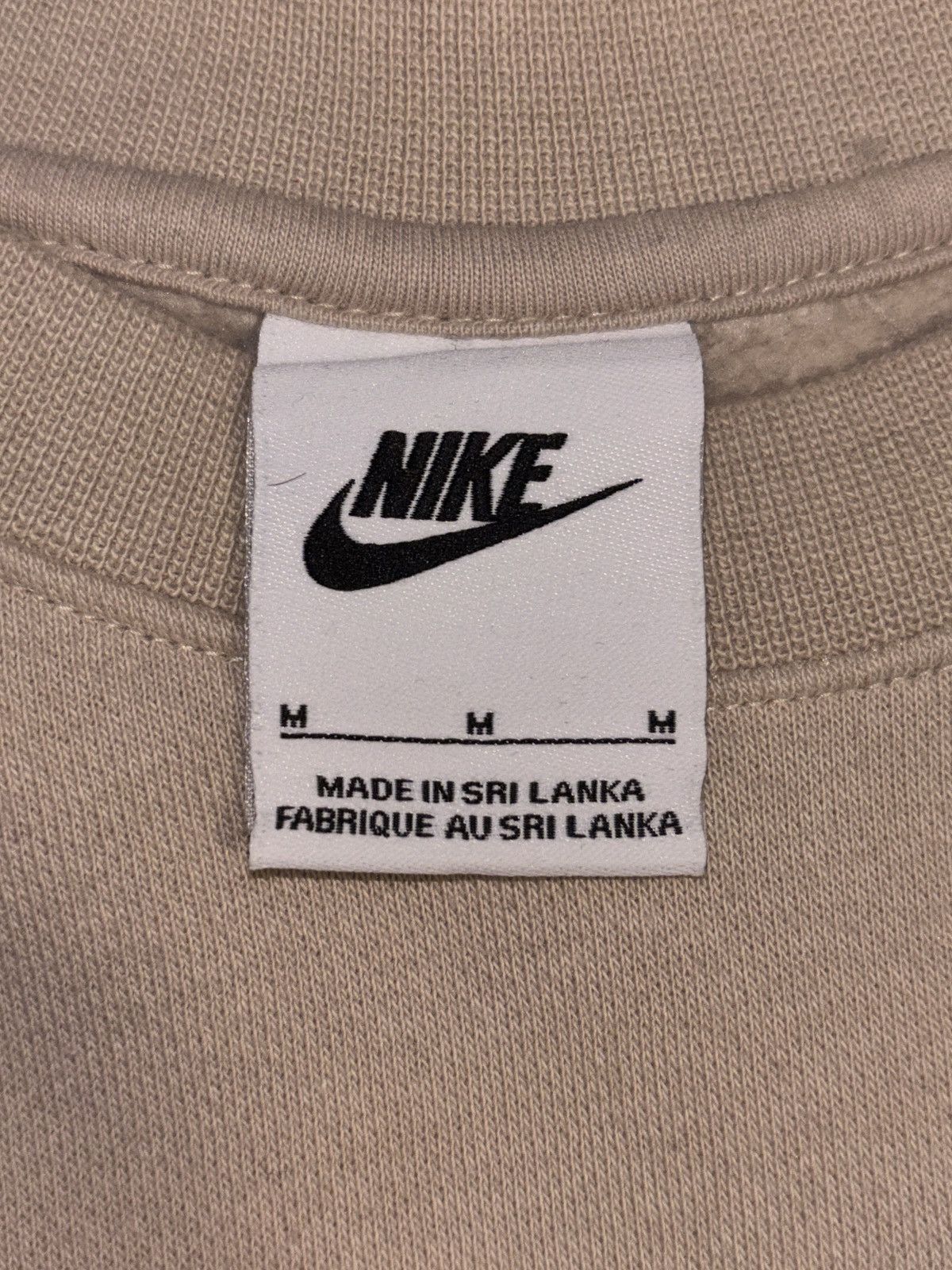 Nike Nike Sportswear Club beige crewneck Size US M / EU 48-50 / 2 - 4 Thumbnail