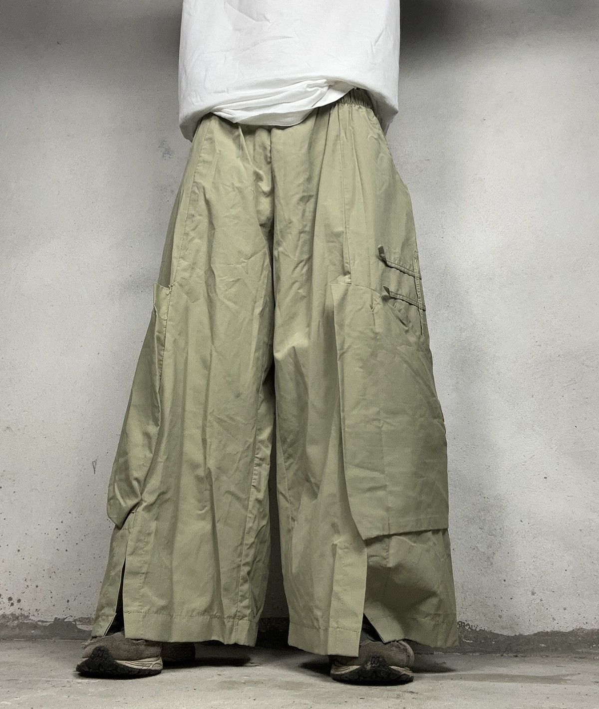 Japanese Brand × Vintage Vintage Y2K Ultra Baggy Cargo Olive Track Pants Loose Size US 33 - 4 Thumbnail