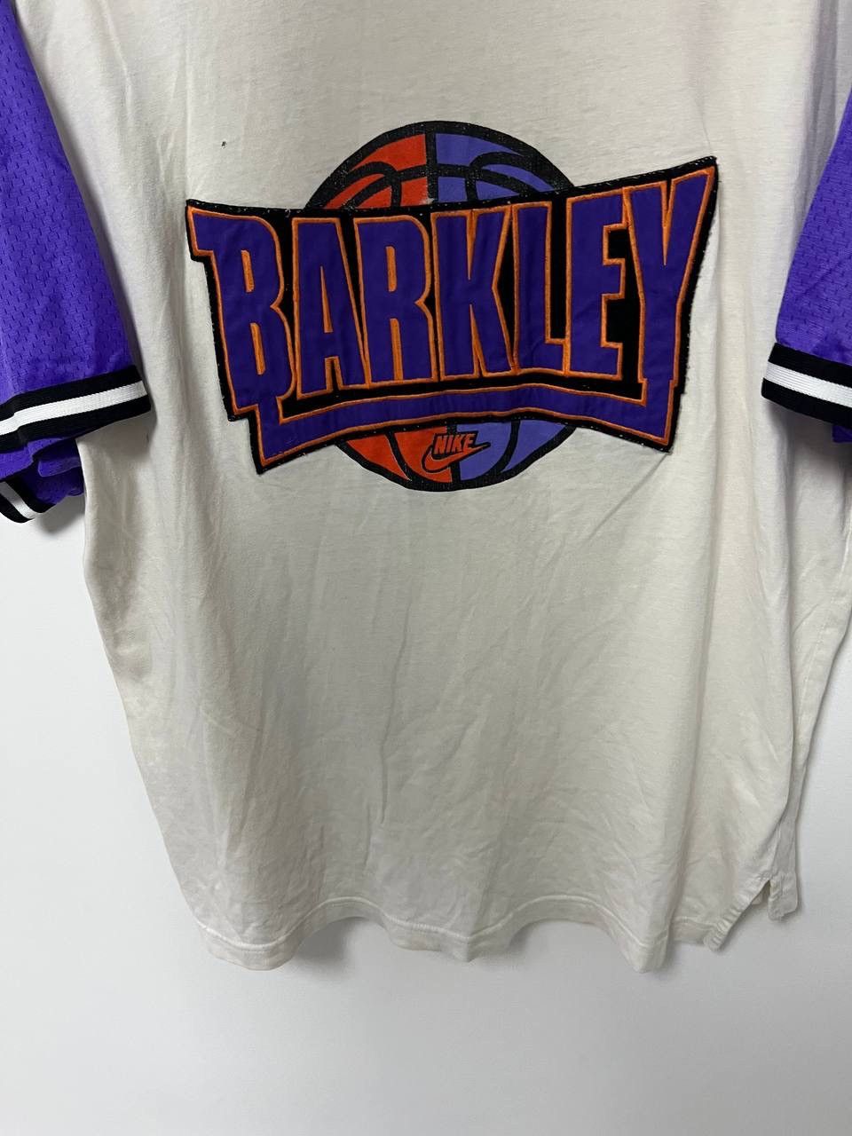 Nike Vintage 90s Phoenix Suns Charles Barkley T shirt Nba Nike L Size US L / EU 52-54 / 3 - 19 Thumbnail