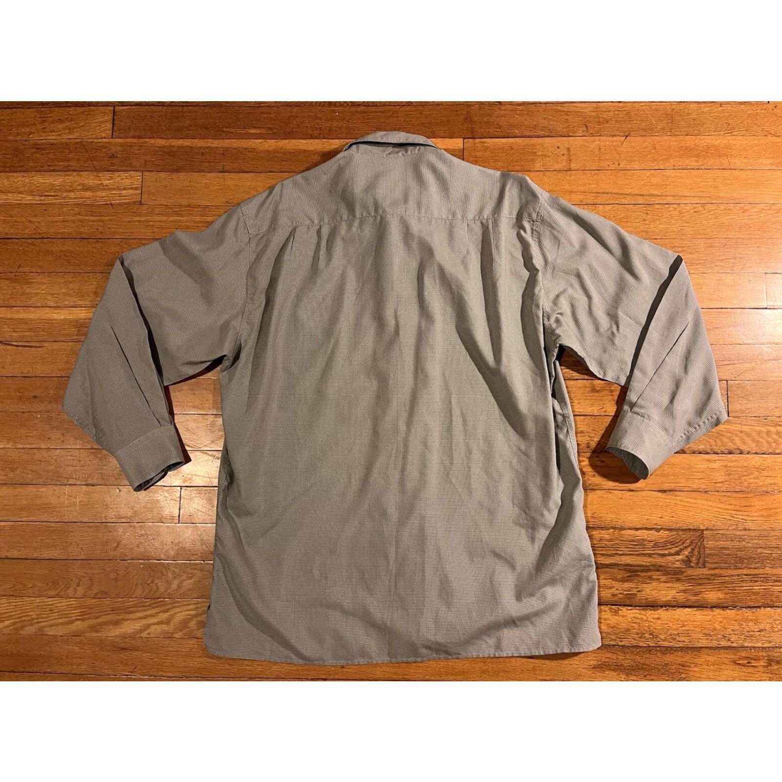 Ermenegildo Zegna VINTAGE Ermenegildo Zegna Shirt Men’s Large Gray Check Button-Up Casual Knit Pocketed 44” Chest Regular Fit Mens Size US L / EU 52-54 / 3 - 7 Thumbnail