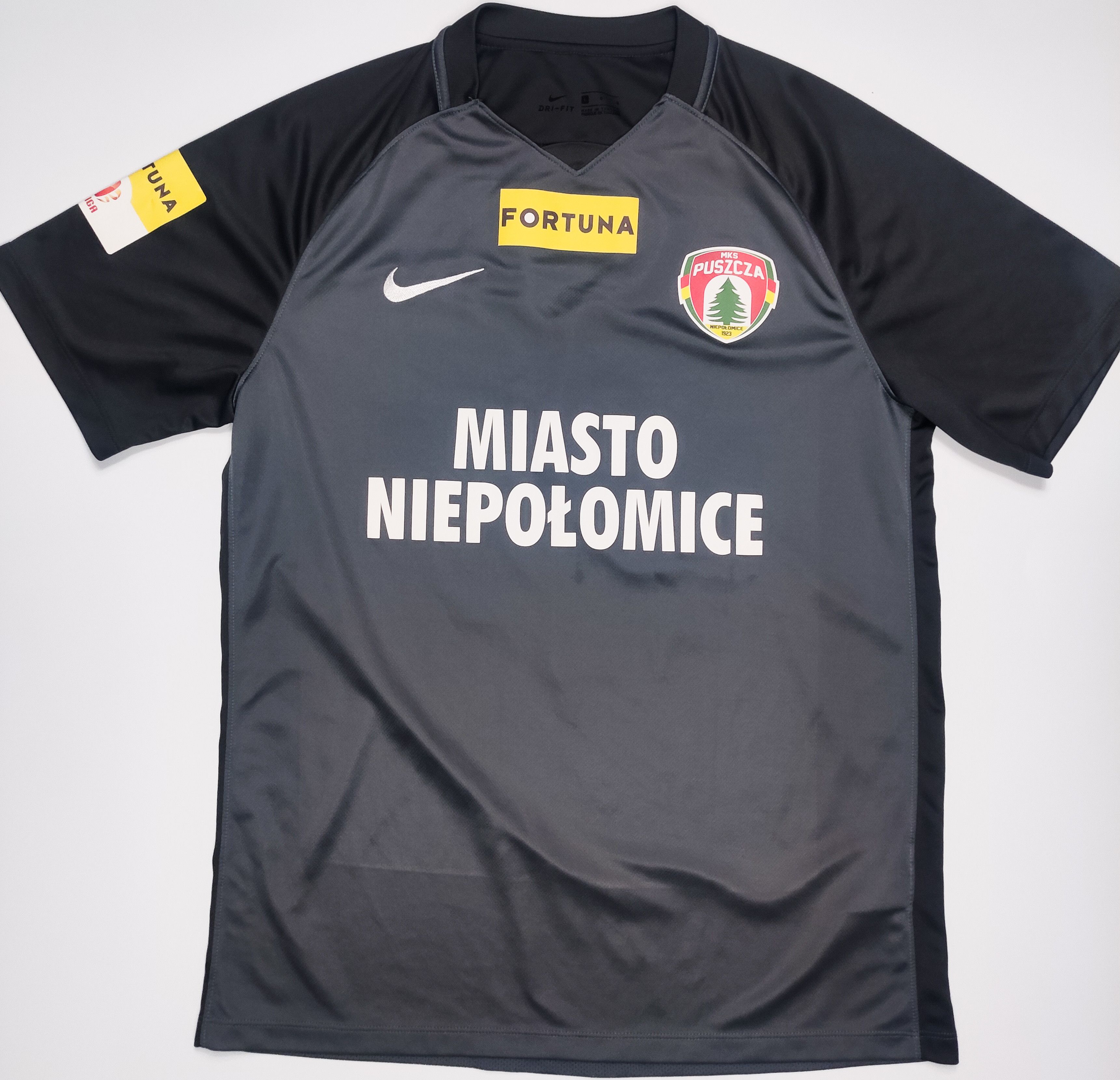 Nike Niemczycki #22 Puszcza Niepolomice 2019 2020 Nike GK Shirt Size US L / EU 52-54 / 3 - 2 Thumbnail