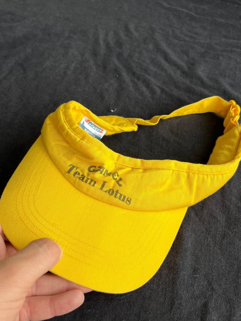 Camel × Vintage Vintage Camel Team Lotus F1 Racing hat visor cap Yellow Y2K Size ONE SIZE - 5 Thumbnail
