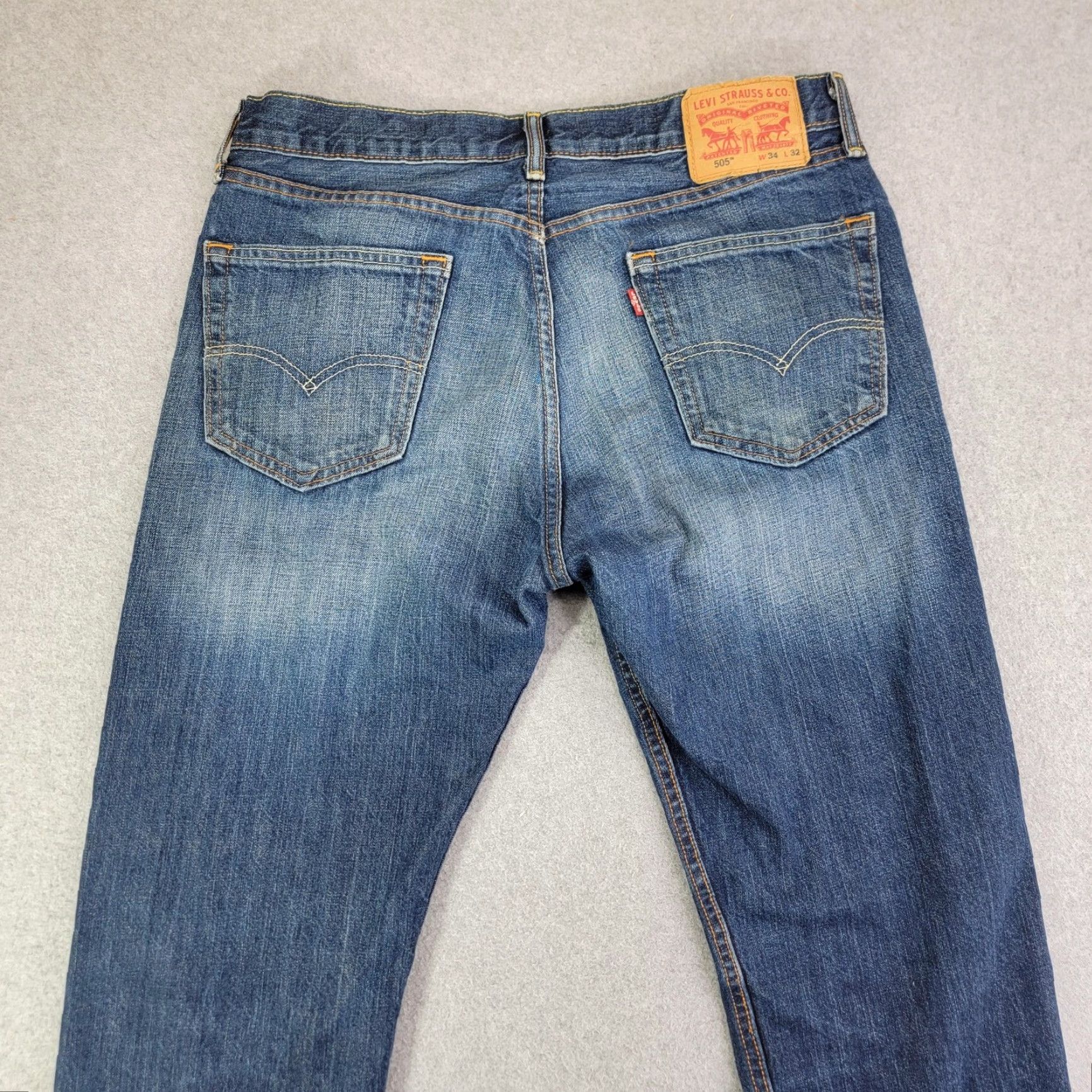 Levi's Levi's 505 Jeans Mens 34x32 Blue Medium Wash Regular Straight Distressed Denim Zip Fly Five-Pocket Leather Patch Red Tab Size US 34 / EU 50 - 4 Thumbnail