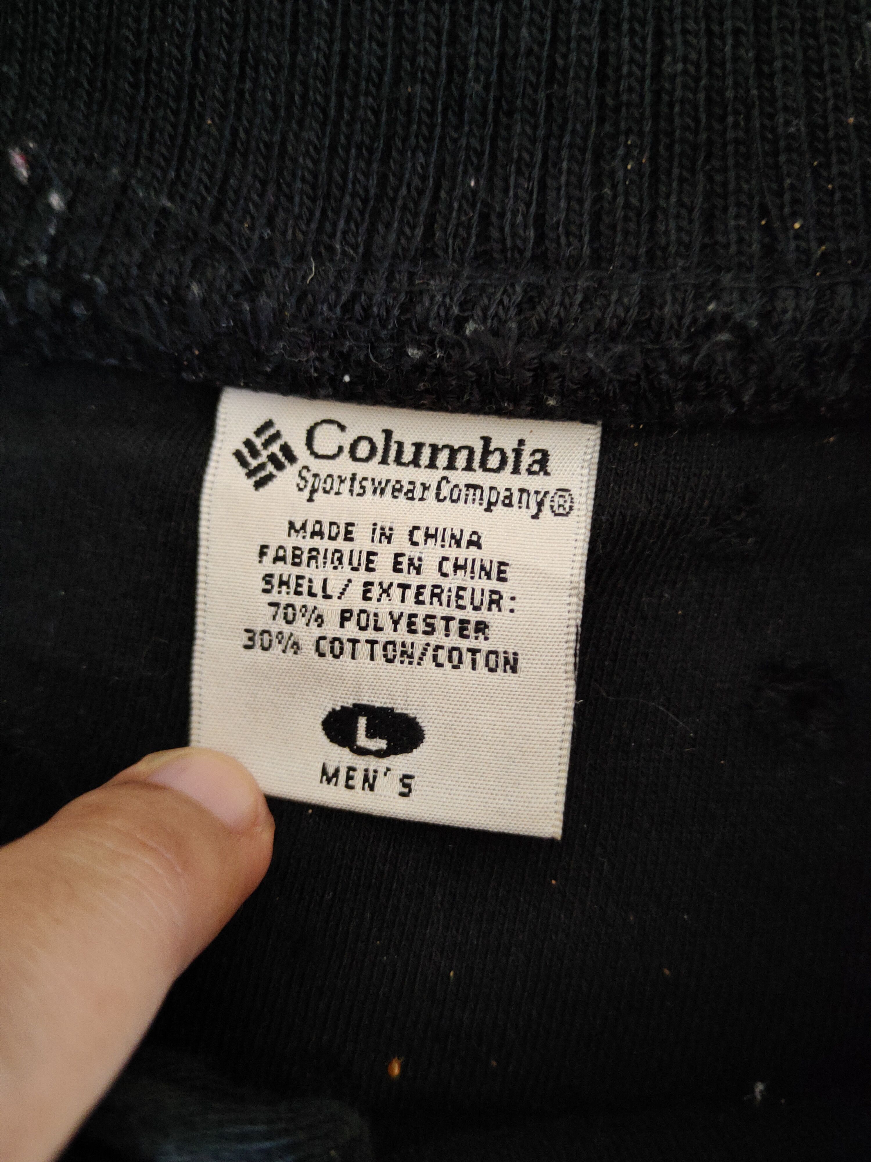 Columbia × Vintage Columbia GRT Black distressed ripped vintage Sweaters #S2136 Size US L / EU 52-54 / 3 - 18 Thumbnail