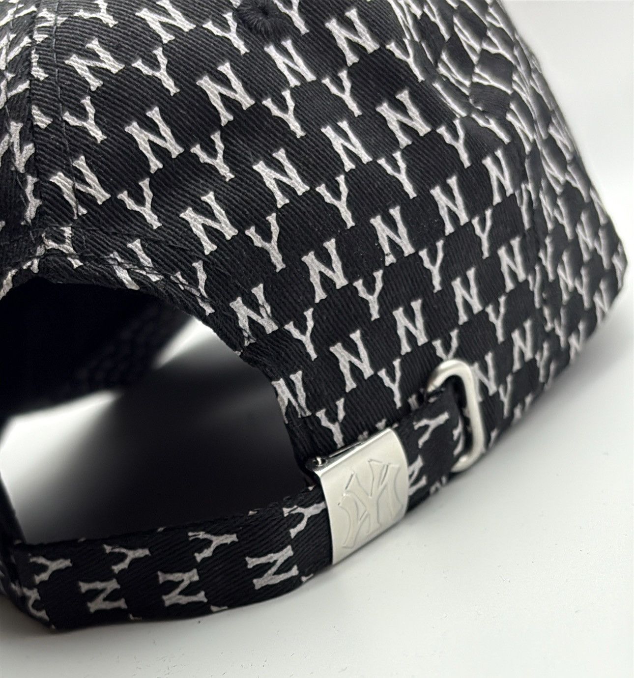 New York Yankees New York Yankees Black Monogram Logo Adjustable Baseball Cap Size ONE SIZE - 4 Thumbnail