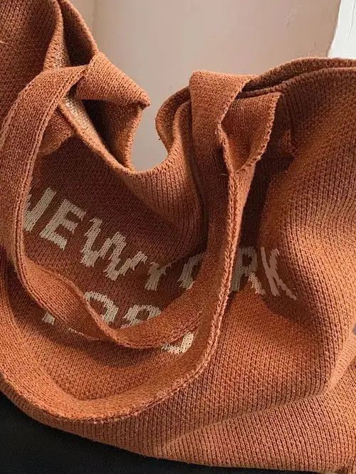 Goods × Japanese Brand Bag TOTE BAG VINTAGE GRAPHIC CROCHET NEW YORK Size ONE SIZE - 2 Thumbnail