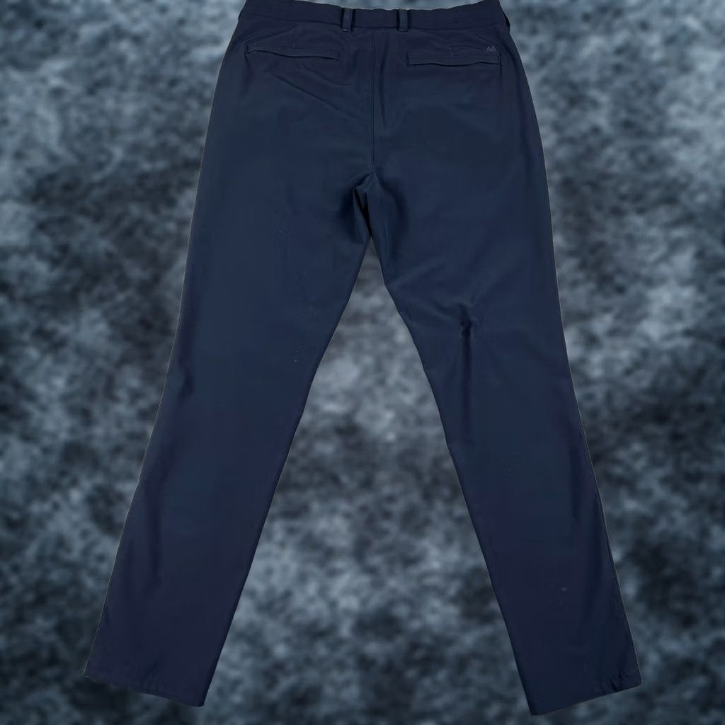 Mizzen+Main Mizzen Main Helmsman Slim Fit Performance Stretch Pants 32x30 Blue Chino Mens Size US 32 / EU 48 - 1 Thumbnail