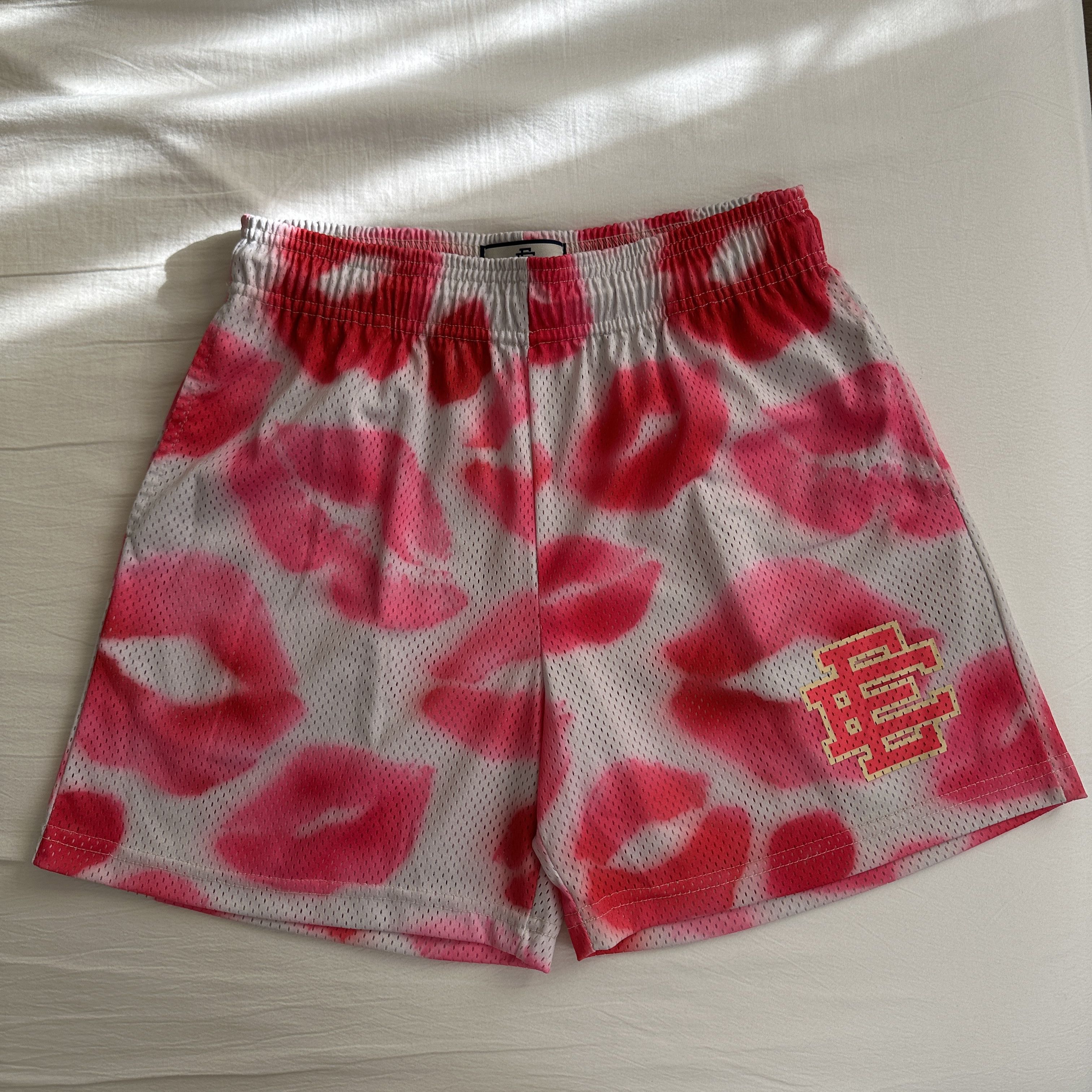 Eric Emanuel EE basic shorts valentines day lips white pink | Grailed