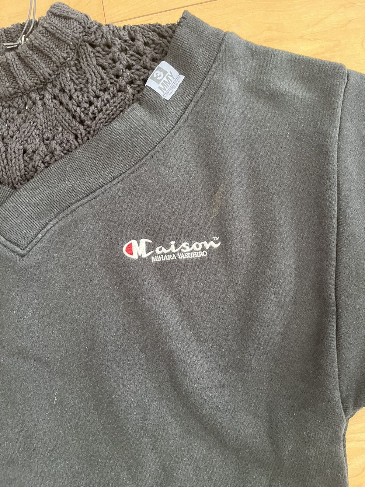 Maison MIHARA YASUHIRO NWT - Maison Mihara Yasuhiro Logo Deconstructed Sweatshirt Size US M / EU 48-50 / 2 - 5 Thumbnail