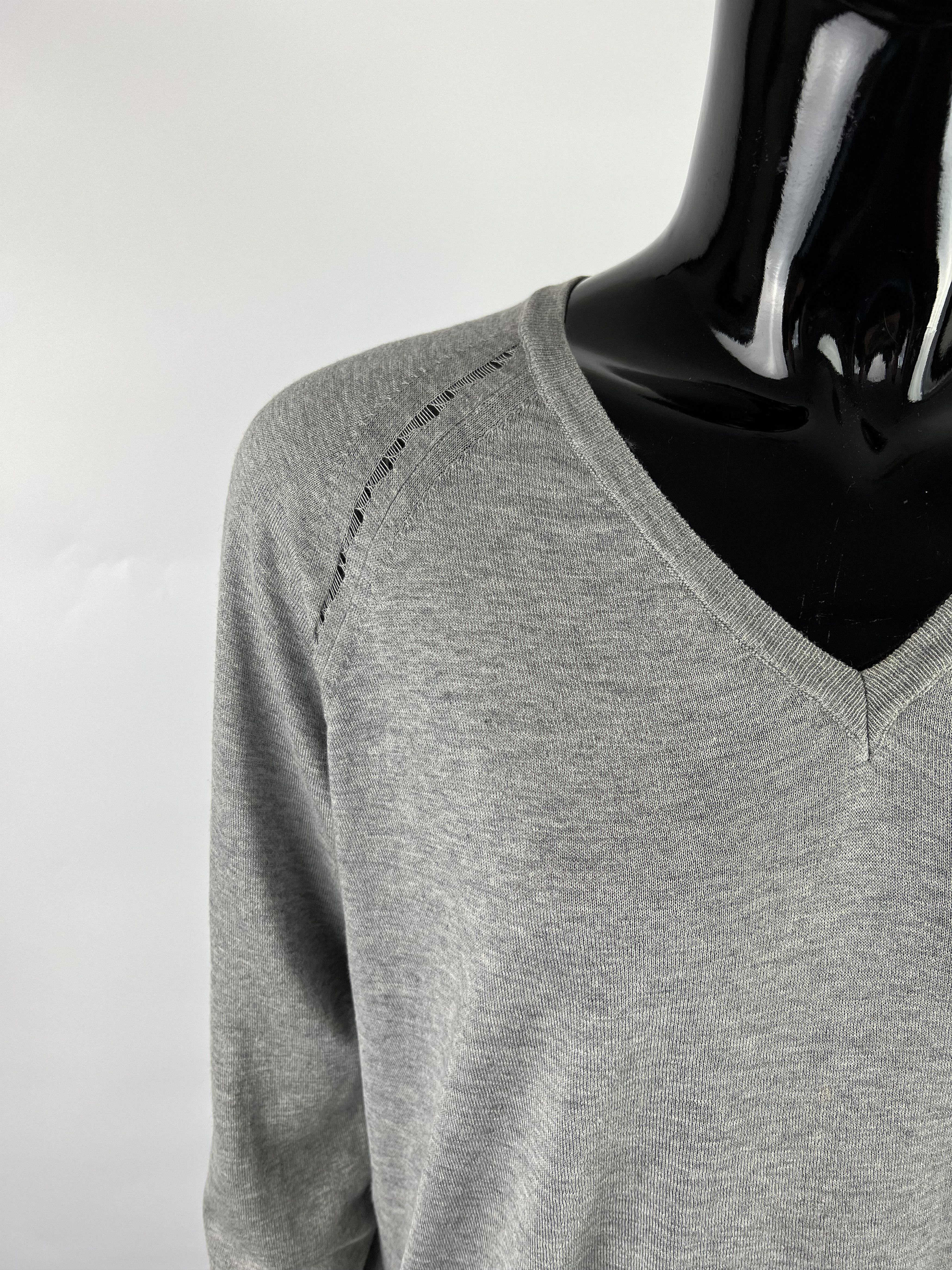 Trussardi Trussardi Women's Gray Cotton Cashmere V-Neck Sweater L Size L / US 10 / IT 46 - 5 Thumbnail