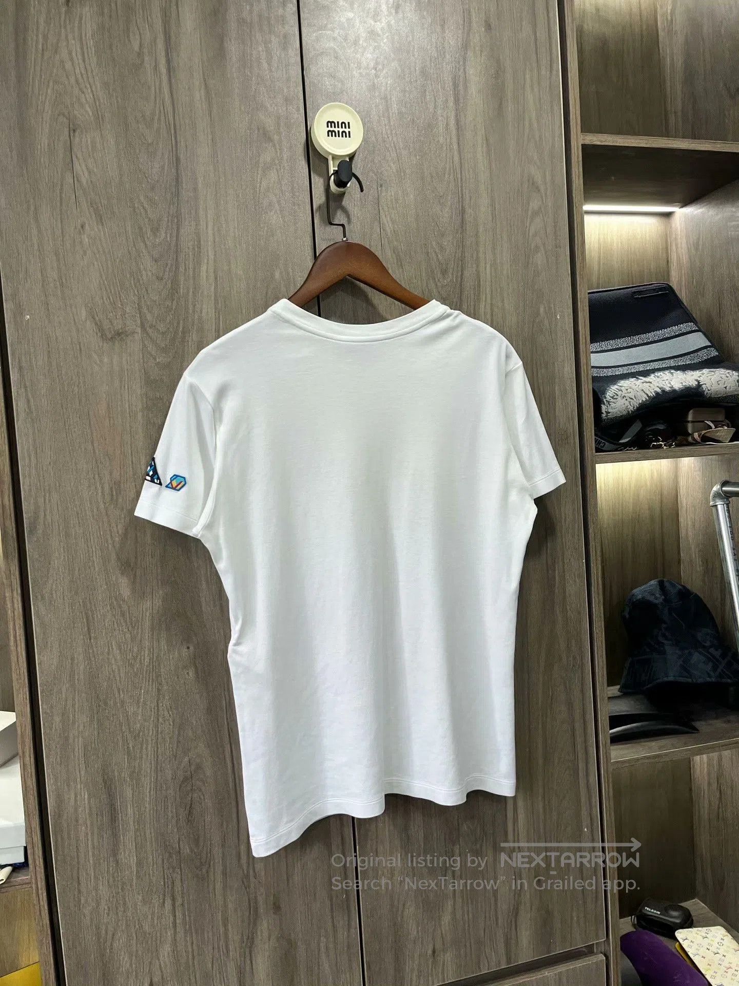 Louis Vuitton Louis Vuitton White Badge Pocket Embroidered Shirt. Size US L / EU 52-54 / 3 - 3 Thumbnail