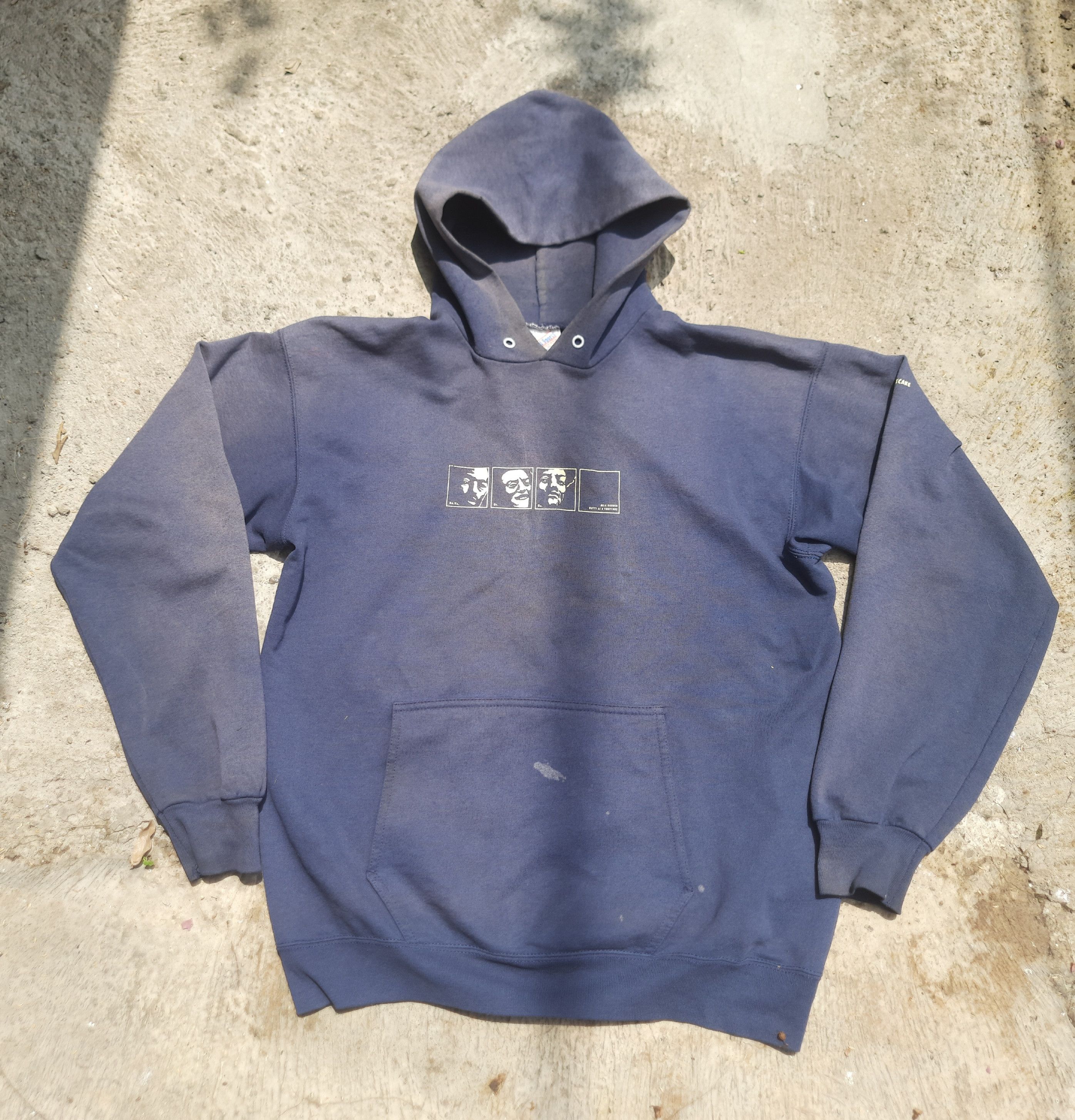 Vintage Vintage Milk Robber Nutty As A Fruit Cake Hoodie Faded Size US L / EU 52-54 / 3 - 1 Thumbnail