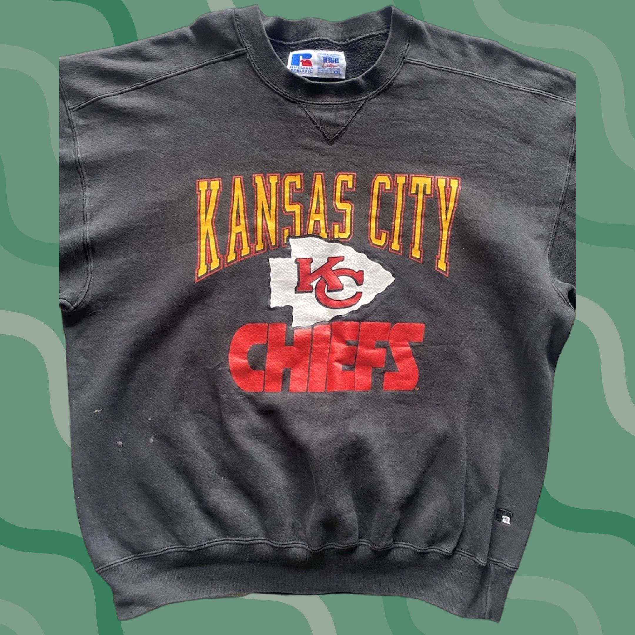 VINTAGE Russell Athletic Sweatshirt Men 2XL Black Kansas City Chiefs Long Sleeve Pullover Sports 2XL Mens