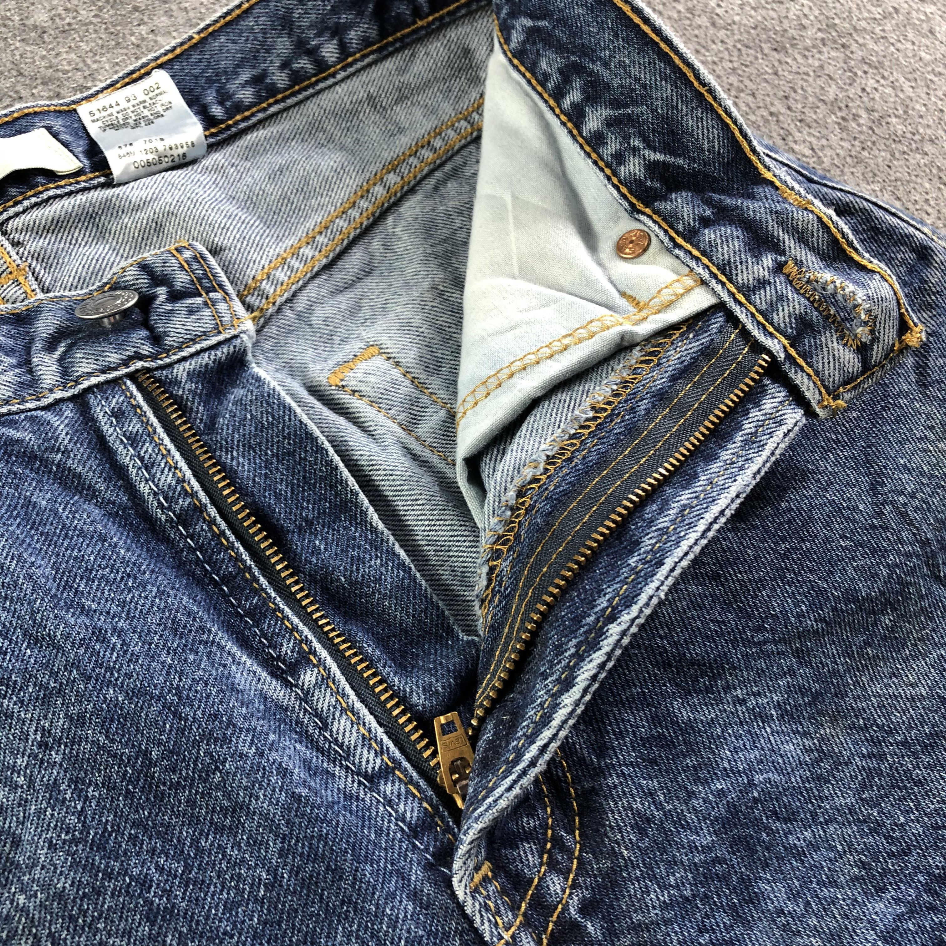 Levi's Vintage Blue Wash Levis 505 Jeans-J3713 Size US 32 / EU 48 - 9 Thumbnail