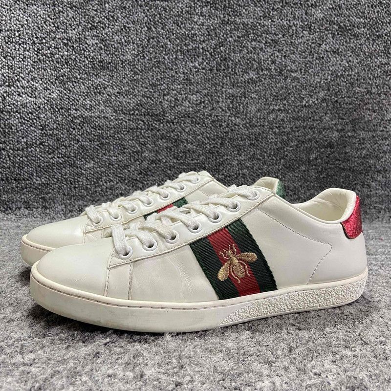 Gucci Gucci ACE Embroidered Fashion Sneakers for Women 0079 Size US 5 / IT 35 - 1 Thumbnail