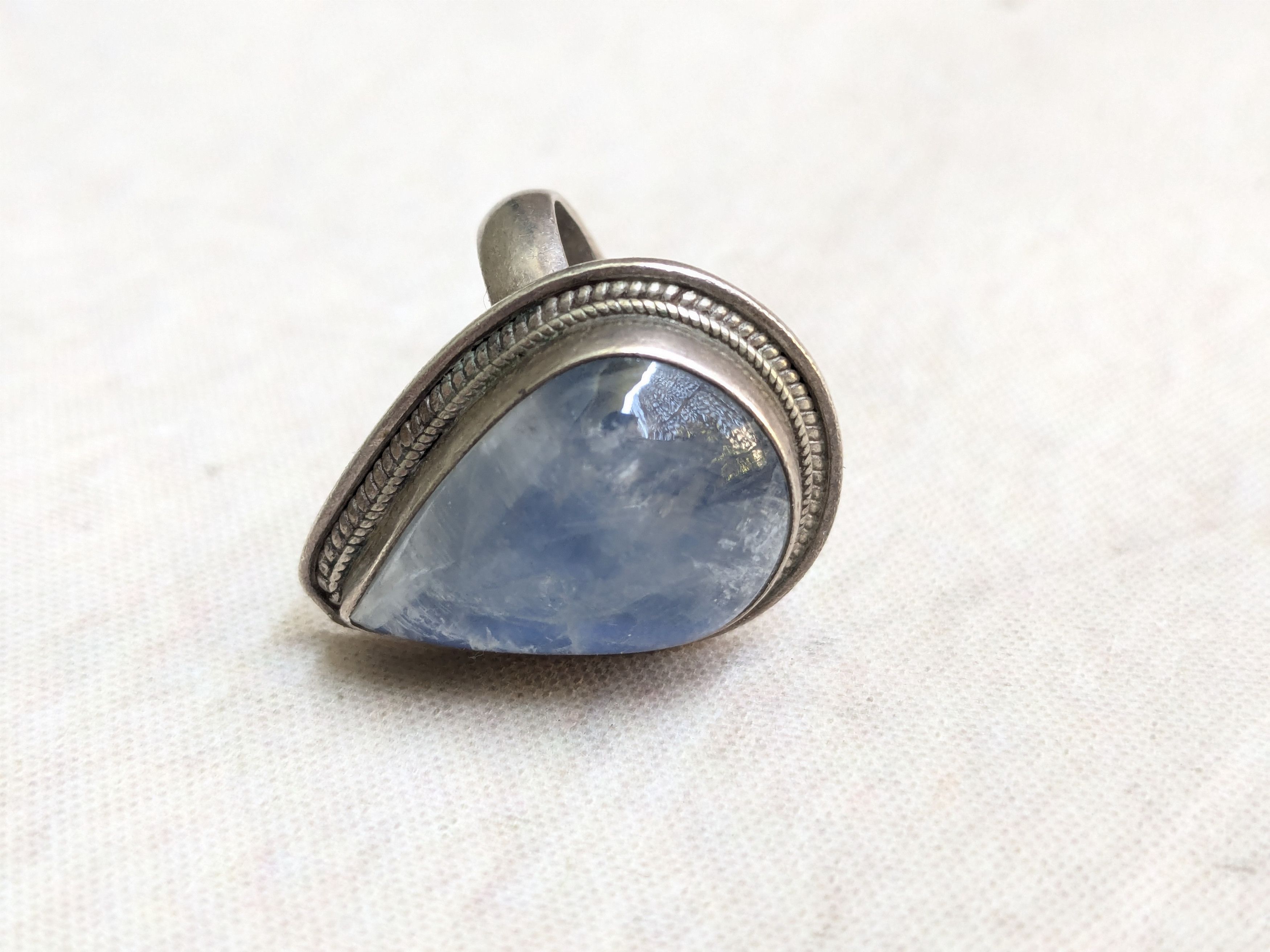 Jewelry × Vintage Sterling Silver Ring Blue Moonstone Pear Teardrop 7.75 Size ONE SIZE - 3 Thumbnail