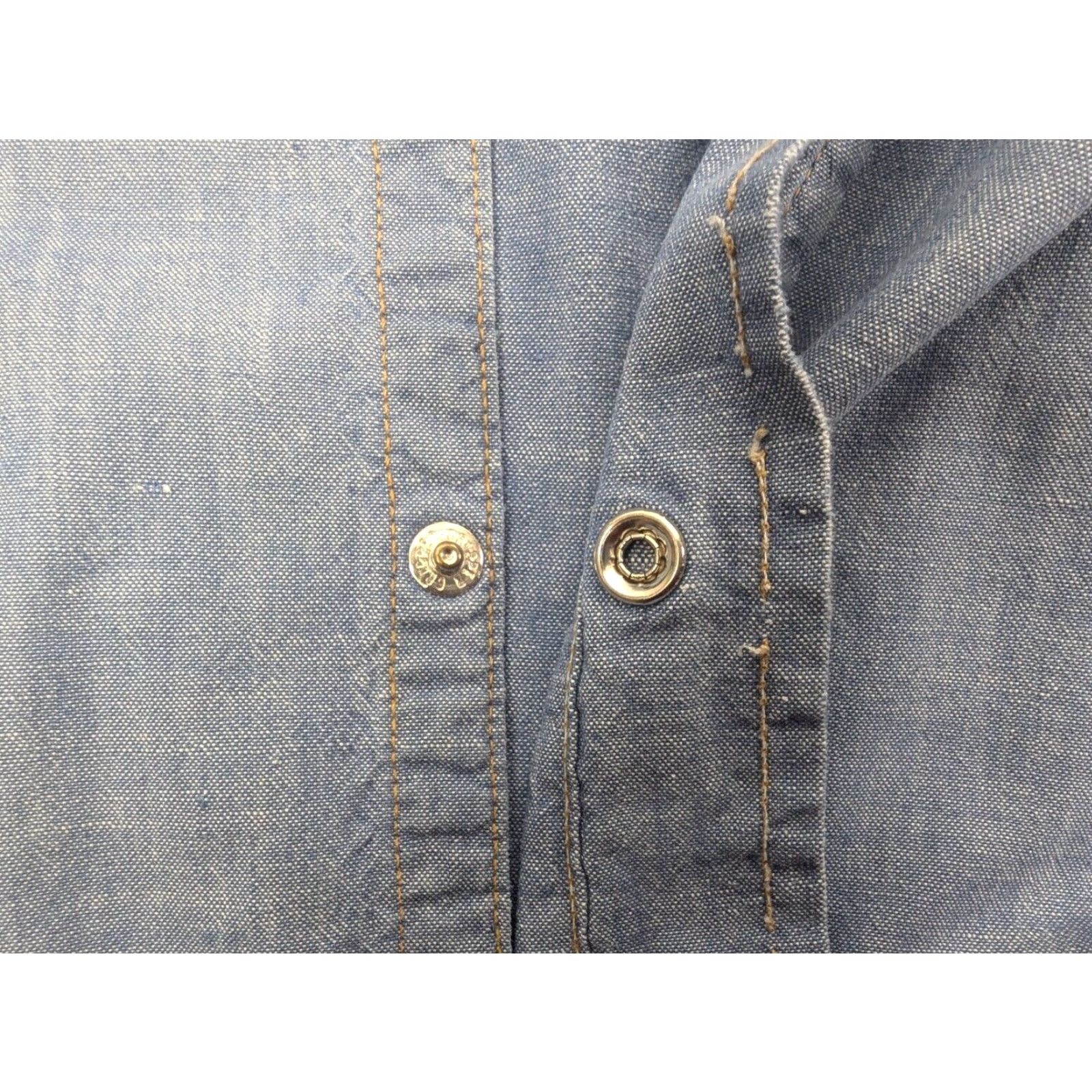Wrangler VINTAGE Wrangler Chambray Denim Western Shirt Sanforized Snap Button 15.5 33 Blue Cotton Men Regular Size 15.5 XS-? Size US L / EU 52-54 / 3 - 6 Thumbnail
