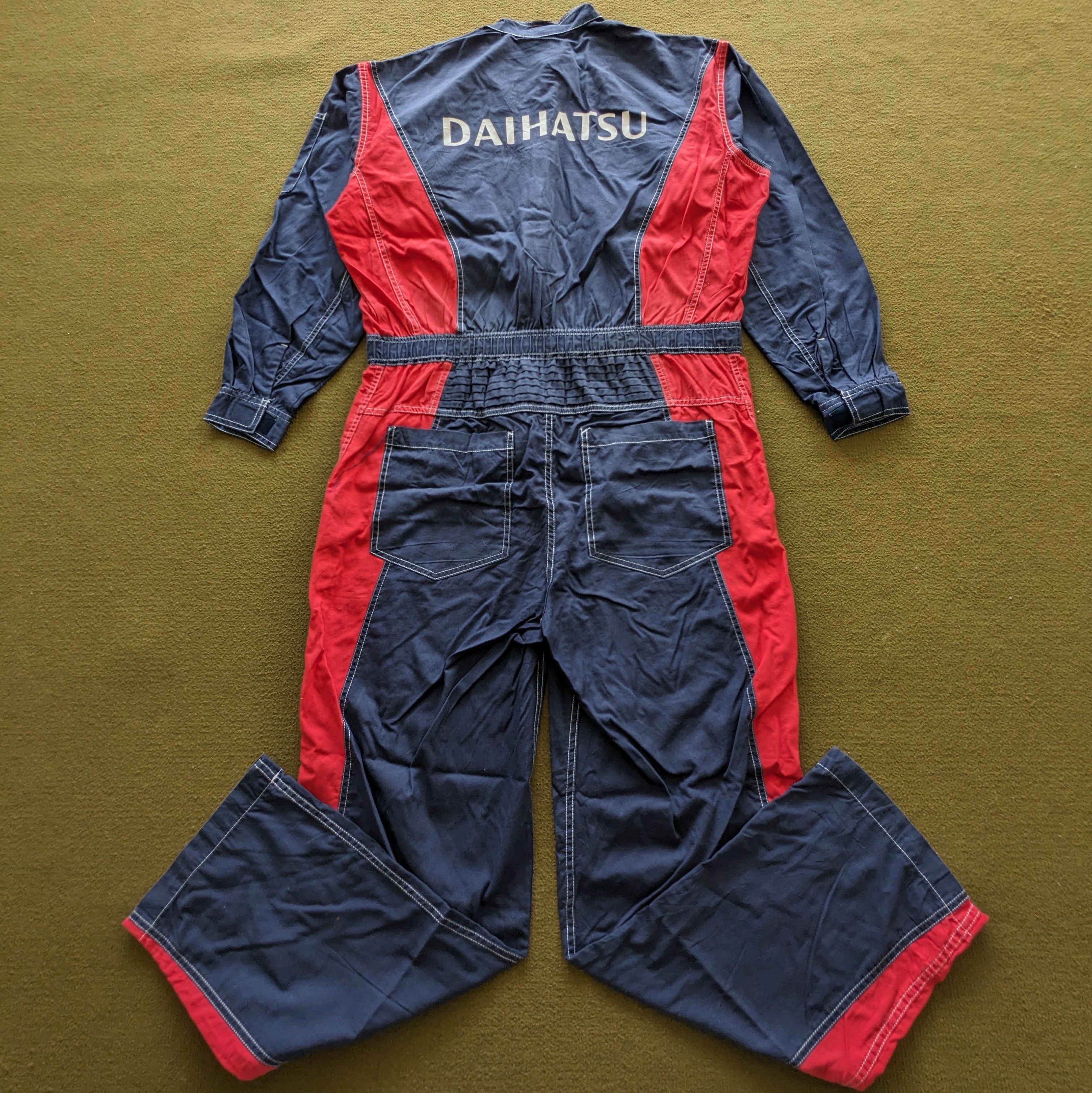 Vintage Vintage DAIHATSU Motorsports Racing Coverall Workwear Jacket Size US L / EU 52-54 / 3 - 1 Thumbnail