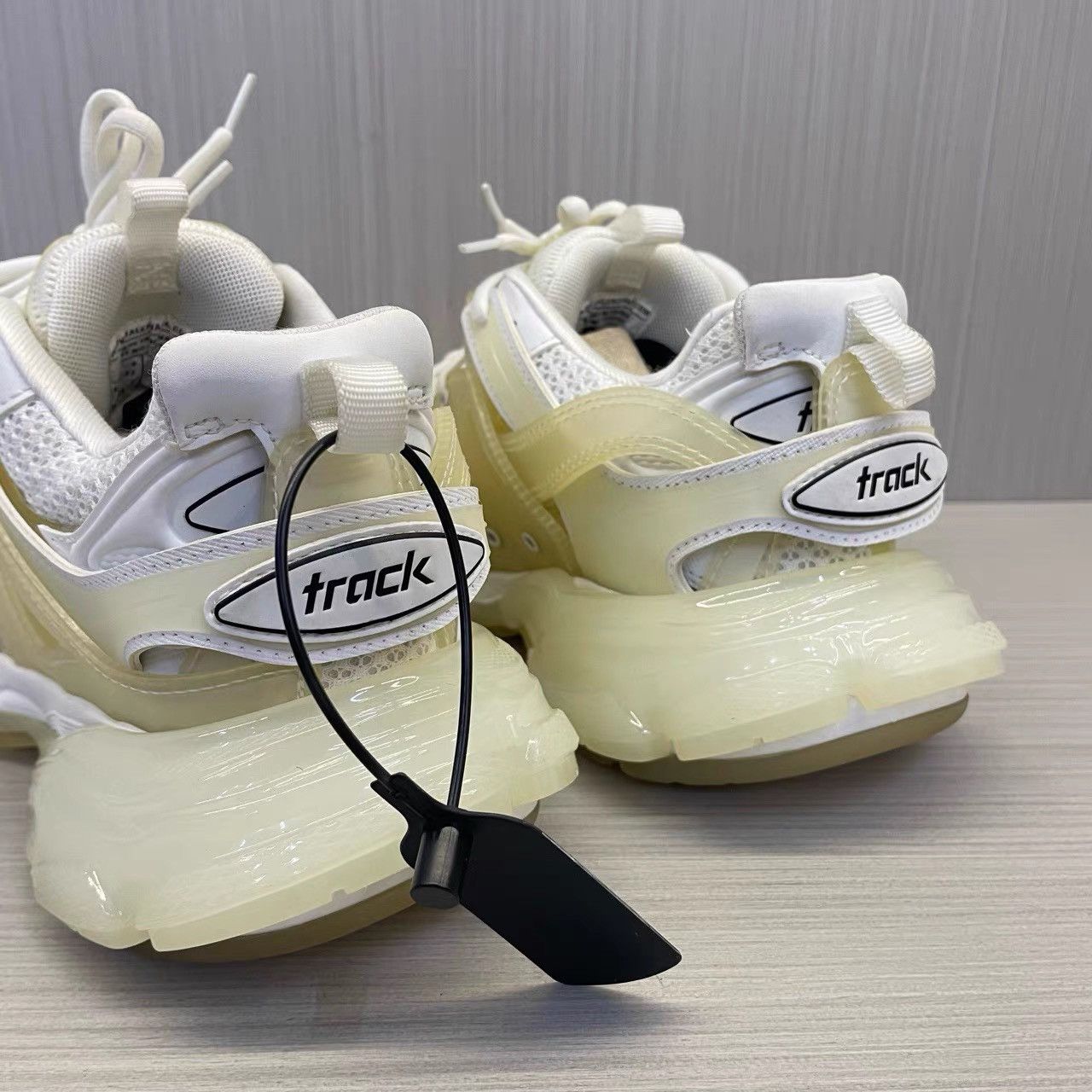 Balenciaga Balenciaga Track Dad Sneakers K28 Size US 7 / IT 37 - 5 Thumbnail