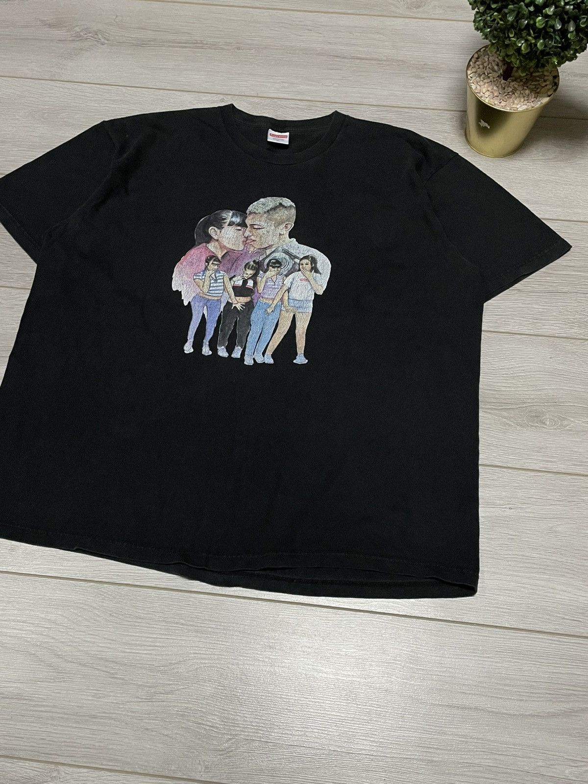 Supreme Supreme kiss tee shirt USA humor fun xxx eb0 Size US XL / EU 56 / 4 - 3 Thumbnail