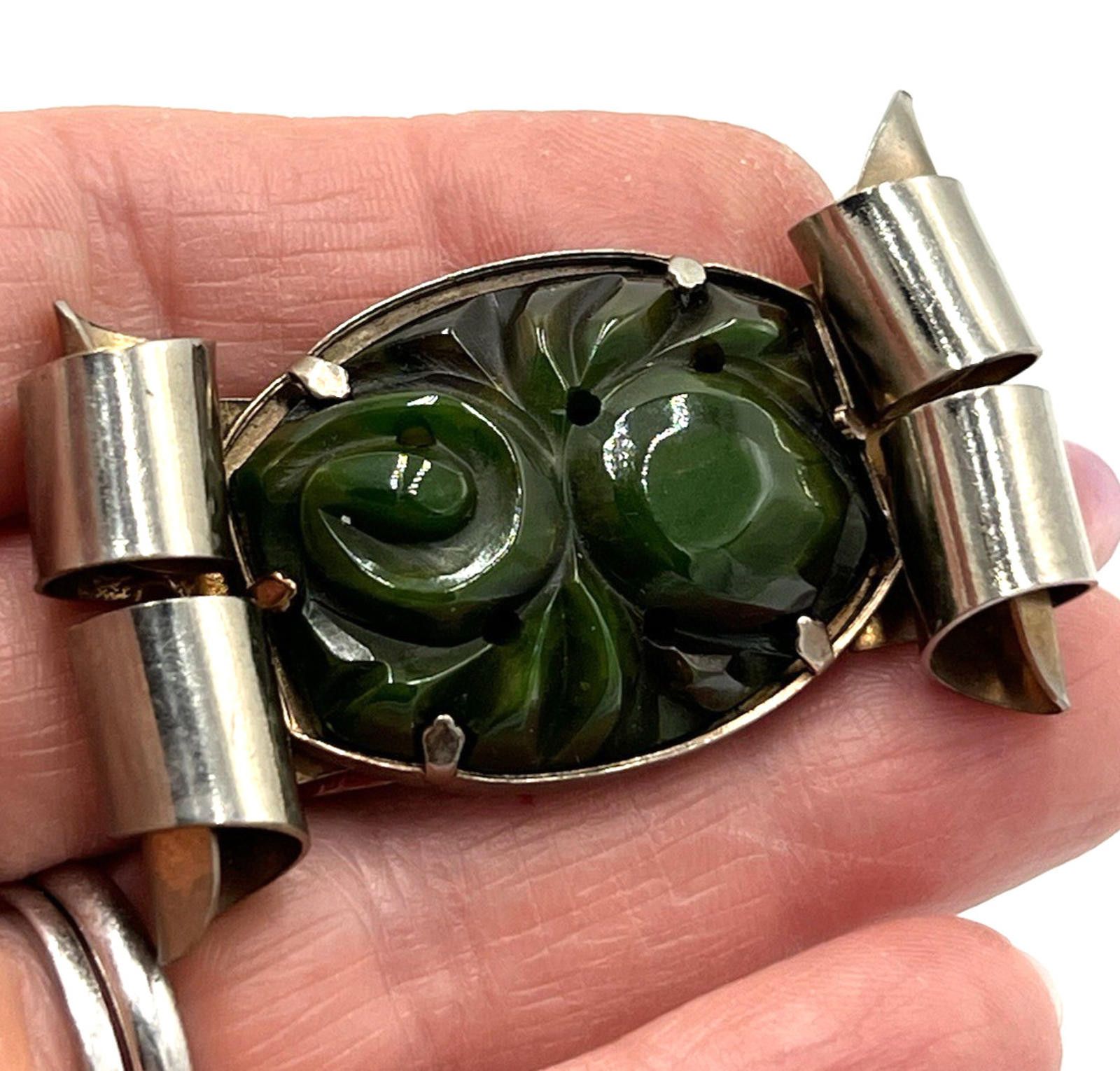 Other Deeply Carved Spinach Green Bakelite Art Deco Brooch Size ONE SIZE - 2 Thumbnail
