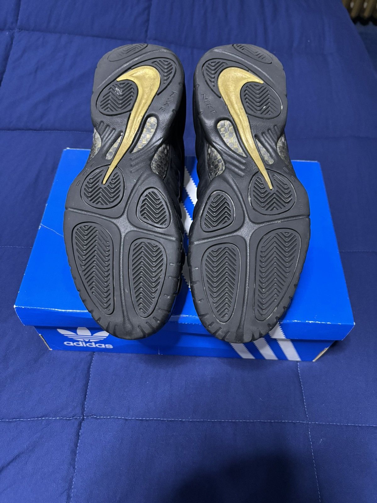 Nike Nike Air Foamposite Pro Black Metallic Gold 2018 Size 8.5 Size US 8.5 / EU 41-42 - 6 Thumbnail