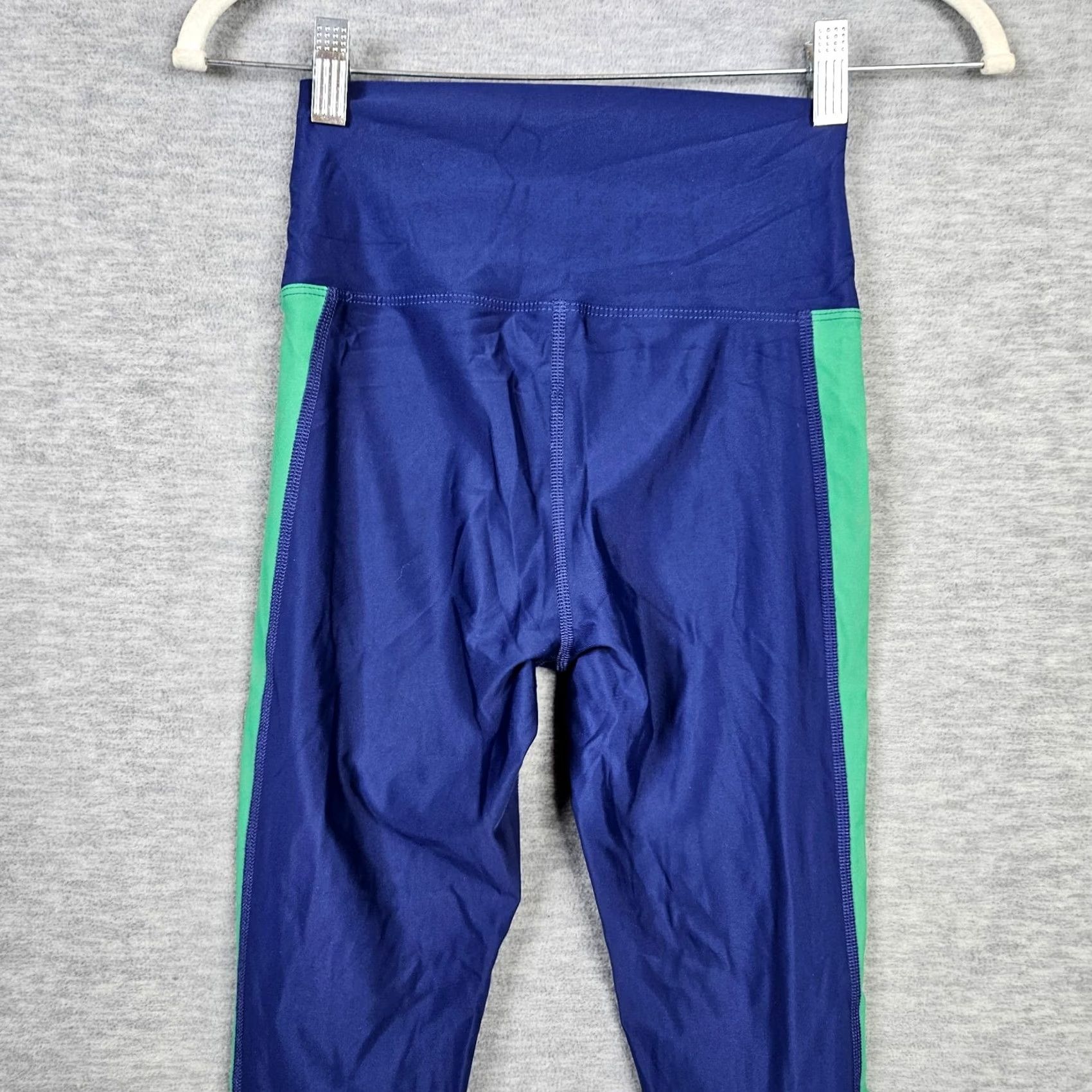 Beach Riot Beach Riot Colorblock Legging Workout Running Size S Women Blue Polyester Spandex Skinny Regular Inseam 25 Mid Casual Athletic Size 28" / US 6 / IT 42 - 3 Thumbnail