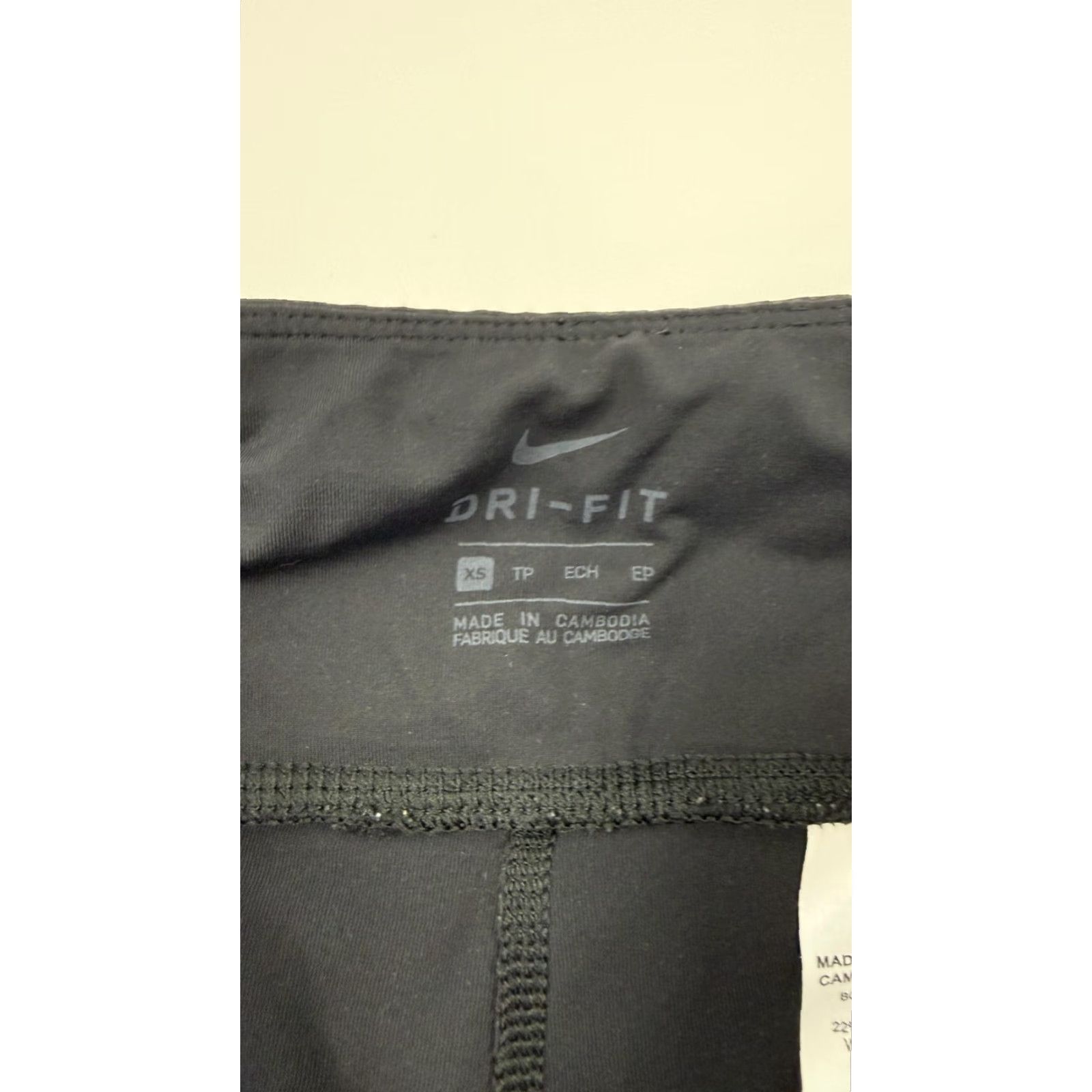 Nike Nike Leggings Womens XS Black Reflective Stripe Running Dri-Fit Size 26" / US 2 / IT 38 - 4 Thumbnail