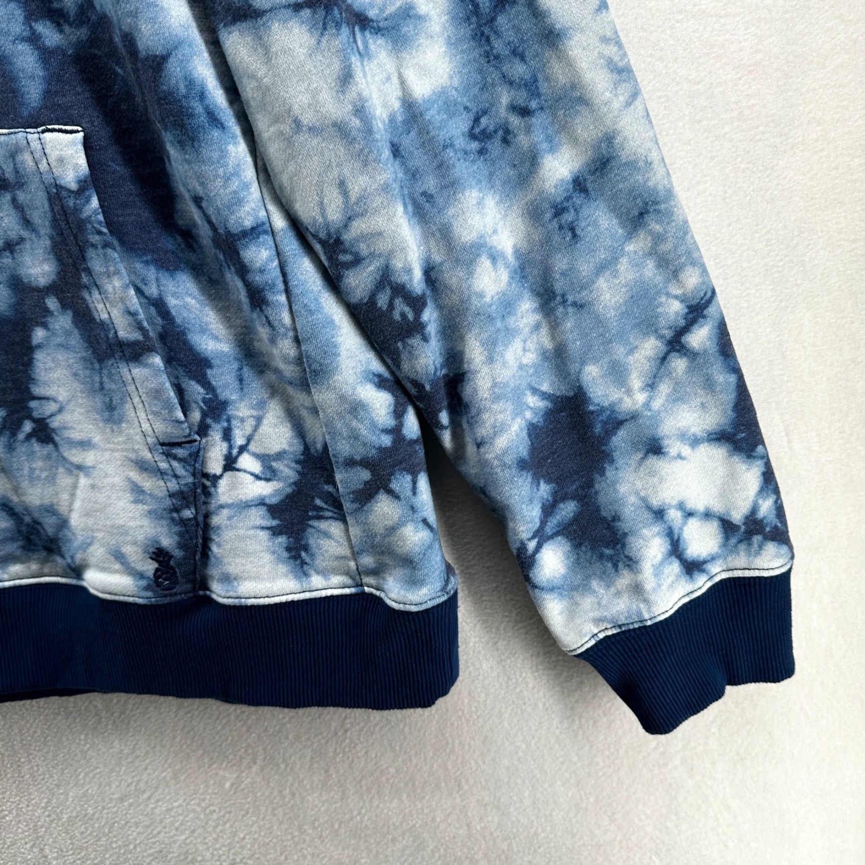 Chubbies Chubbies Hoodie Tie Dye Blue XL Men's The Far Out Long Sleeve Pullover Pockets Winter Size US XL / EU 56 / 4 - 5 Thumbnail