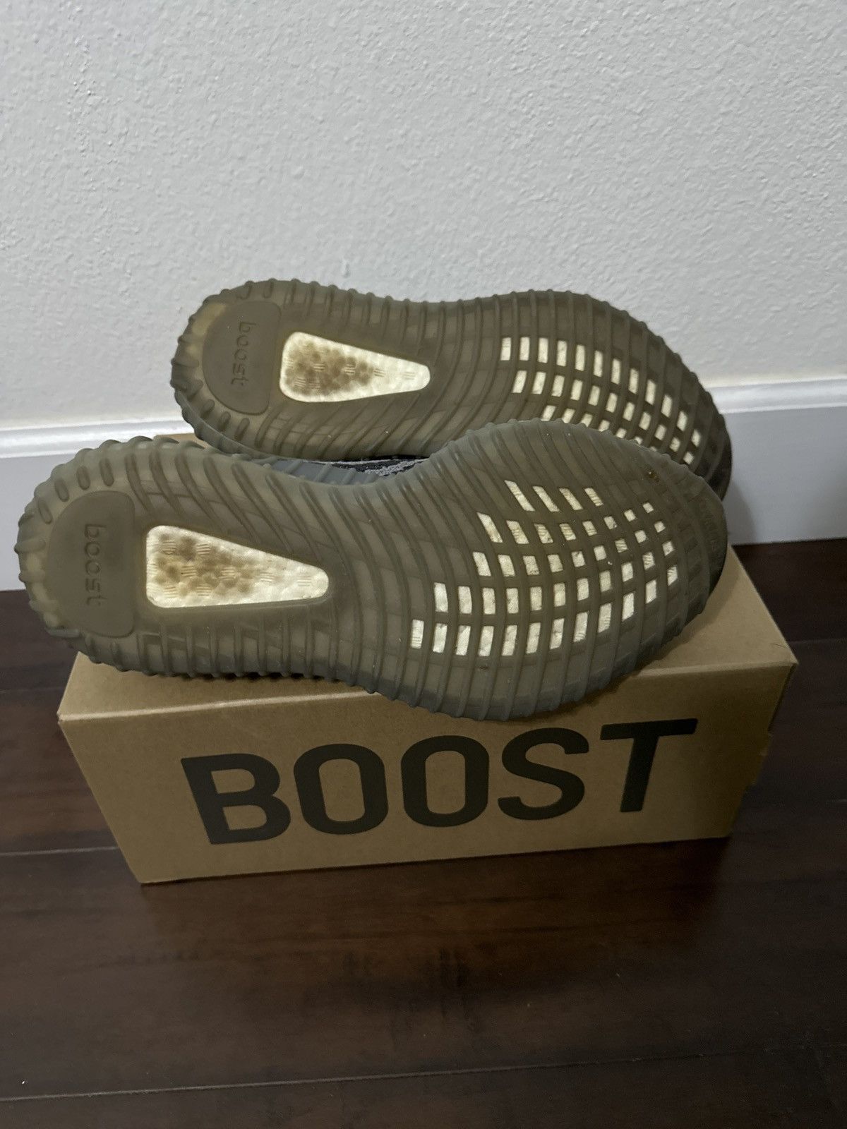 Adidas × Kanye West × Yeezy Yeezy beluga 2.0 size 8.6 Size US 8.5 / EU 41-42 - 5 Thumbnail