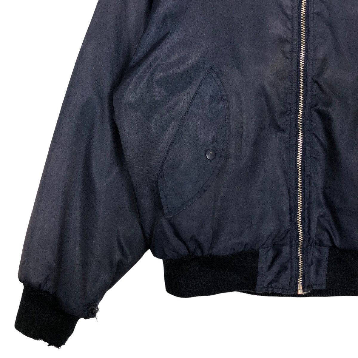 Japanese Brand 🔥90’s Vintage Bomber Jacket Suntory Coffee Boss Big Logo Size US M / EU 48-50 / 2 - 4 Thumbnail