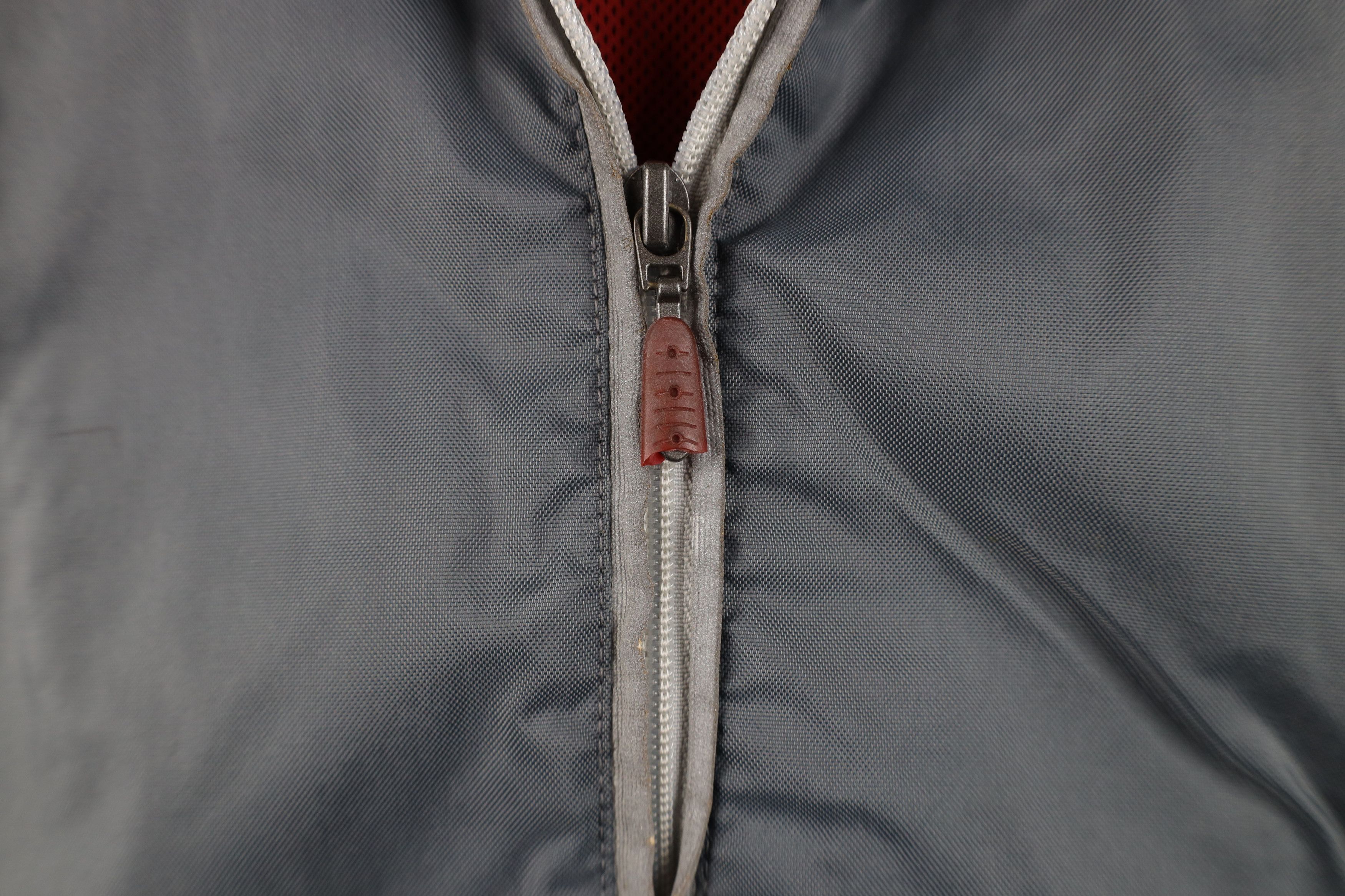 Nike Vintage 90s Y2K Nike Swoosh Reflective Anorak Jacket Gray Size US L / EU 52-54 / 3 - 5 Thumbnail
