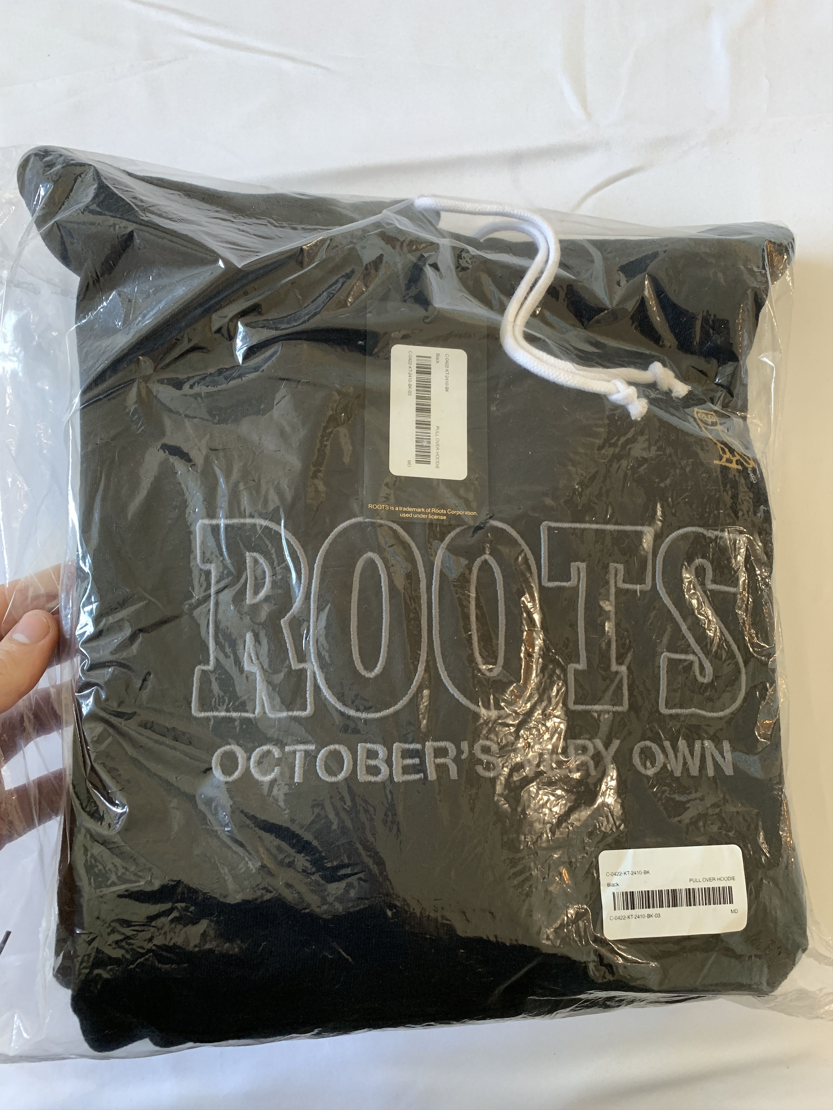 Drake 🦫 RARE🦉 OVO X ROOTS Owl Patch Hoodie Black 2022🔥🔥 Size US M / EU 48-50 / 2 - 5 Thumbnail