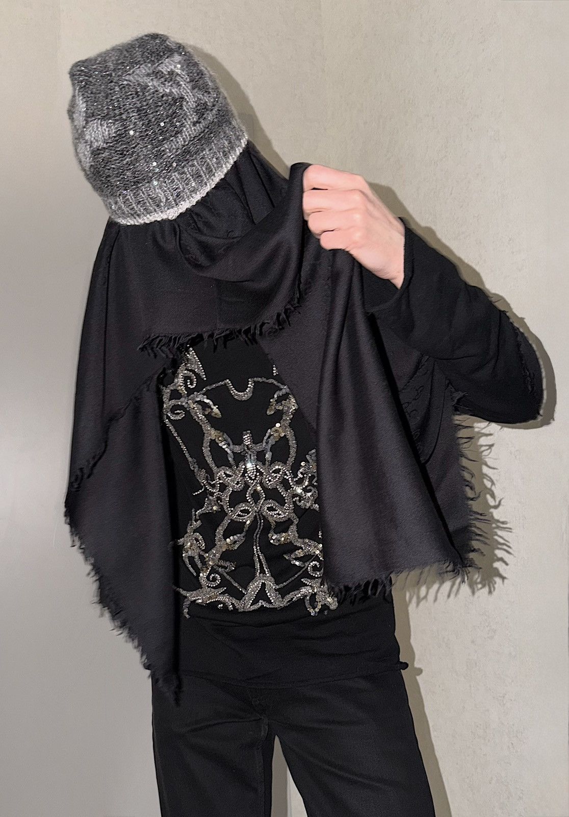 Balmain BALMAIN Decarnin 2008 Embellished Sequin Sweater 4g seller Size US M / EU 48-50 / 2 - 1 Thumbnail