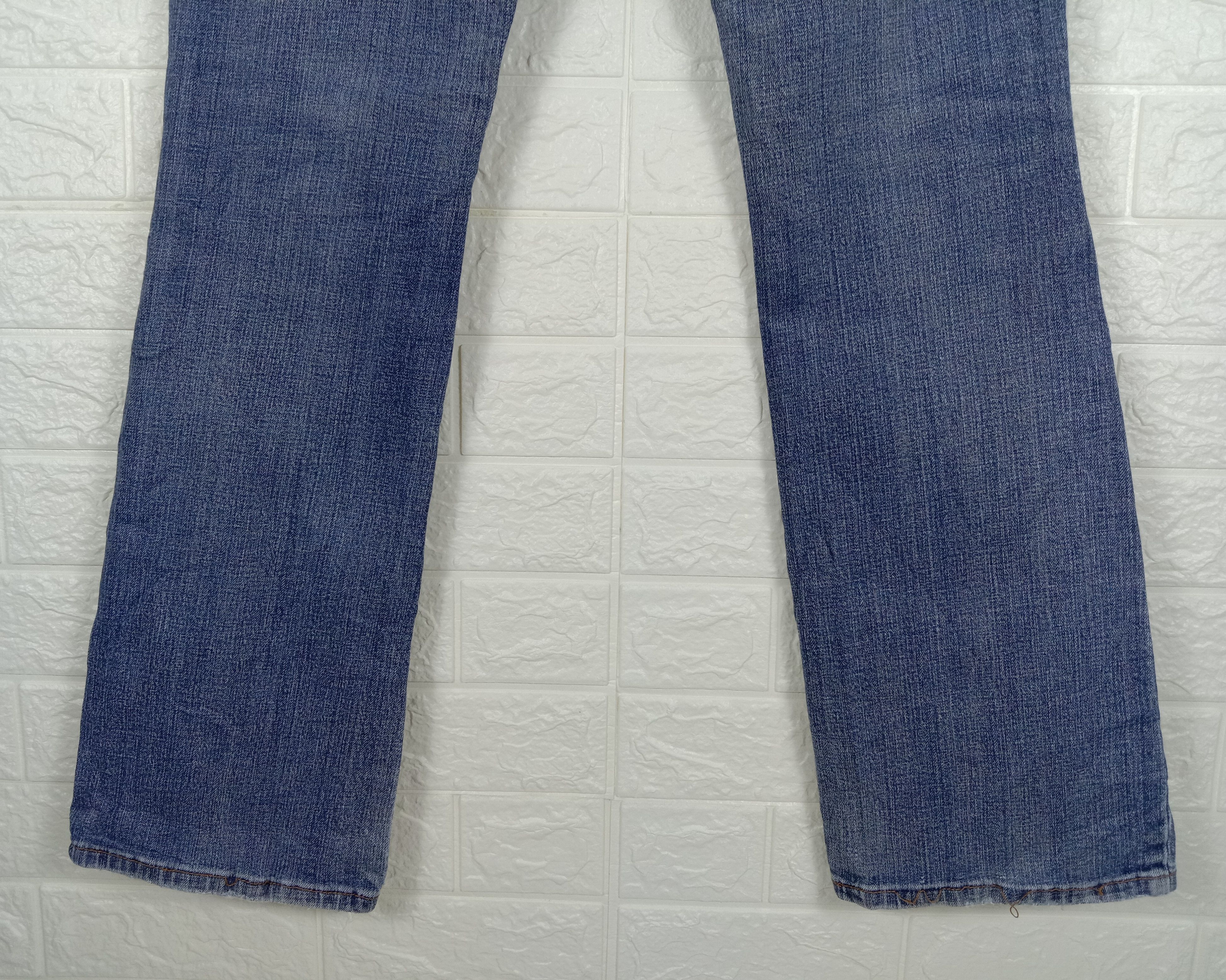 Levi's Vintage Levi's 515 Flare Jeans Blue Wash Denim Size 30" / US 8 / IT 44 - 8 Thumbnail