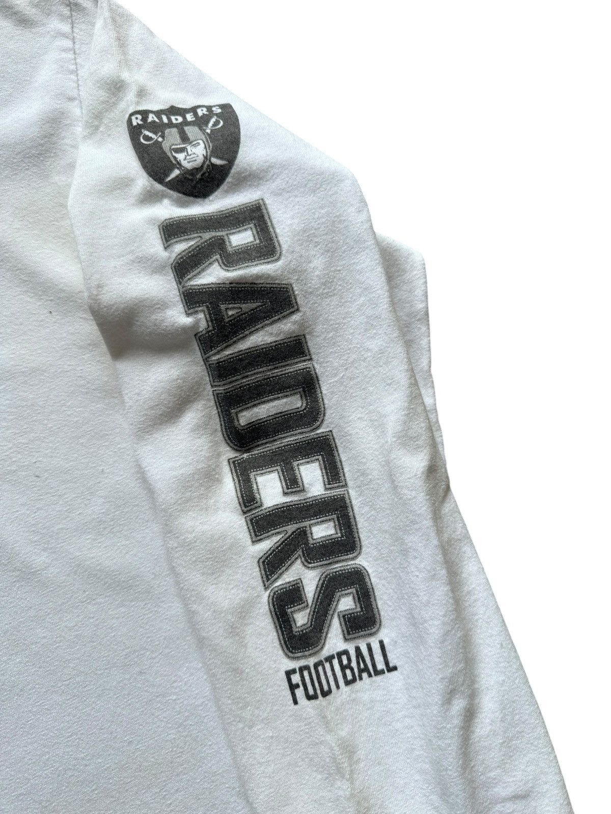 NFL Vintage Oakland Raiders Size US L / EU 52-54 / 3 - 4 Thumbnail