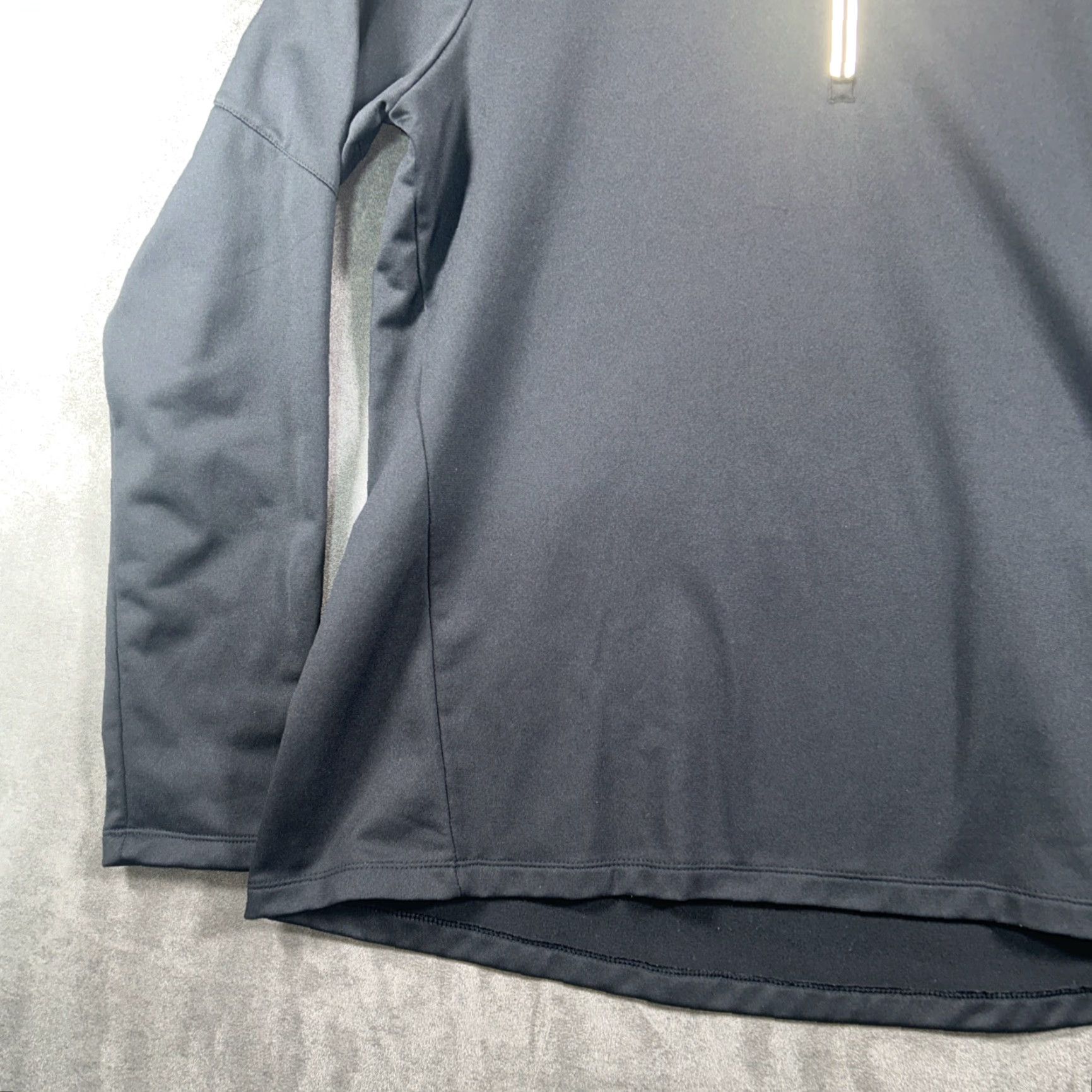 Under Armour Under Armour Long Sleeve Pullover Mens XL Black 1/4 Zip Casual Workout Shirt Size US XL / EU 56 / 4 - 4 Thumbnail