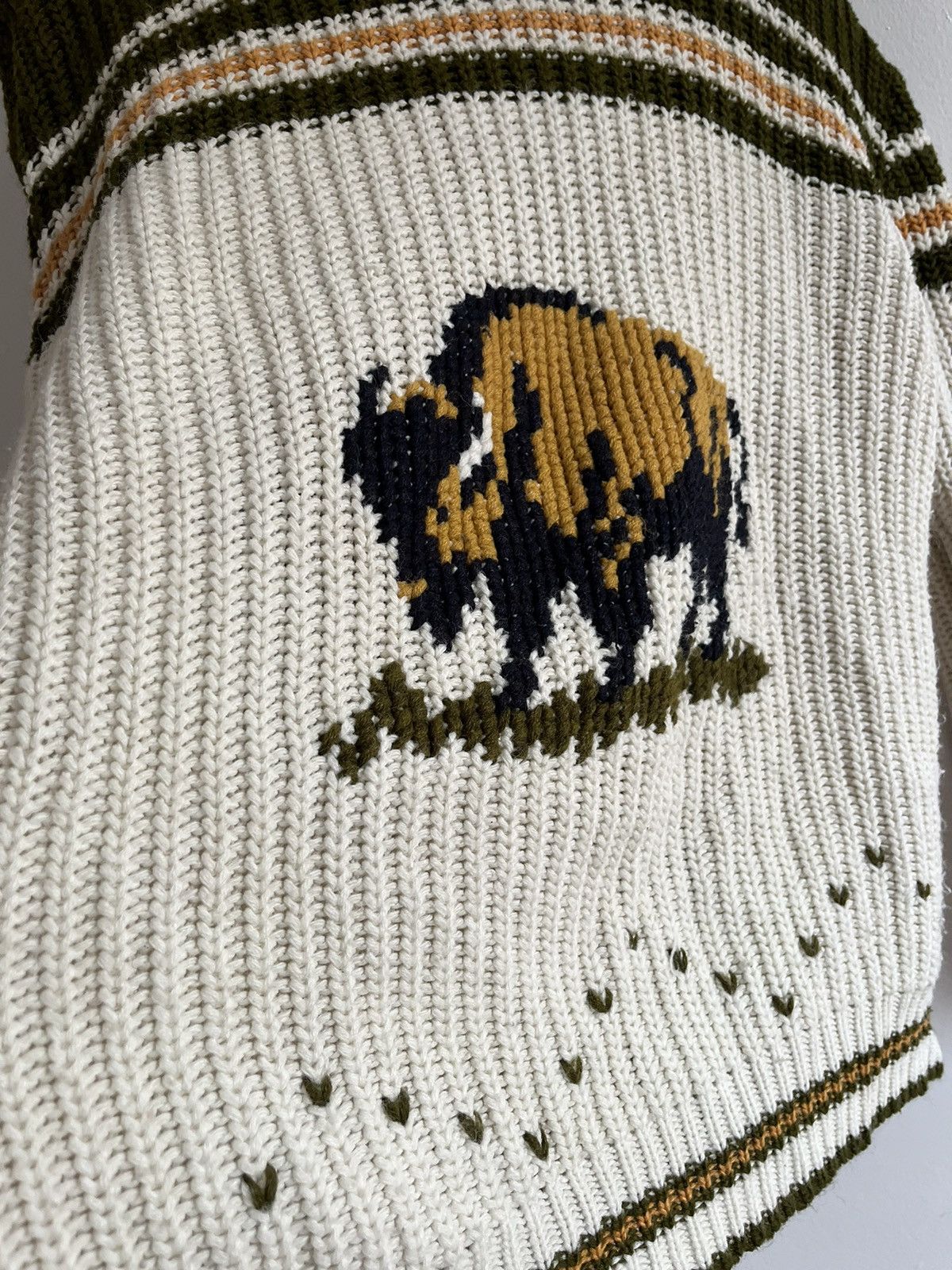 Vintage Vintage Buffalo Cowichan Knit Sweater Vintage Cardigan L/XL Size US L / EU 52-54 / 3 - 17 Thumbnail