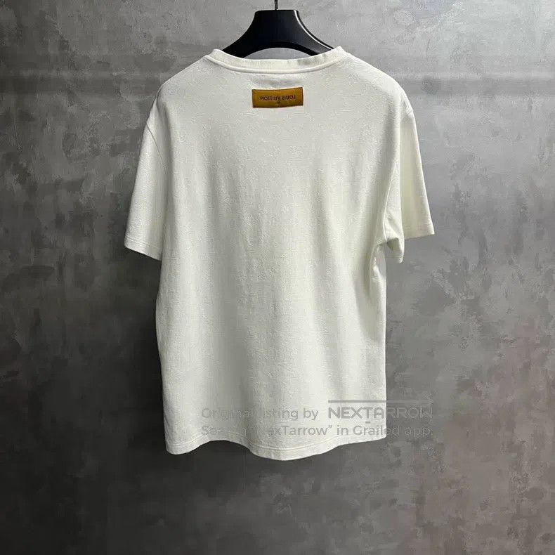 Louis Vuitton Louis Vuitton White beaded animal print short sleeve Size US L / EU 52-54 / 3 - 5 Thumbnail