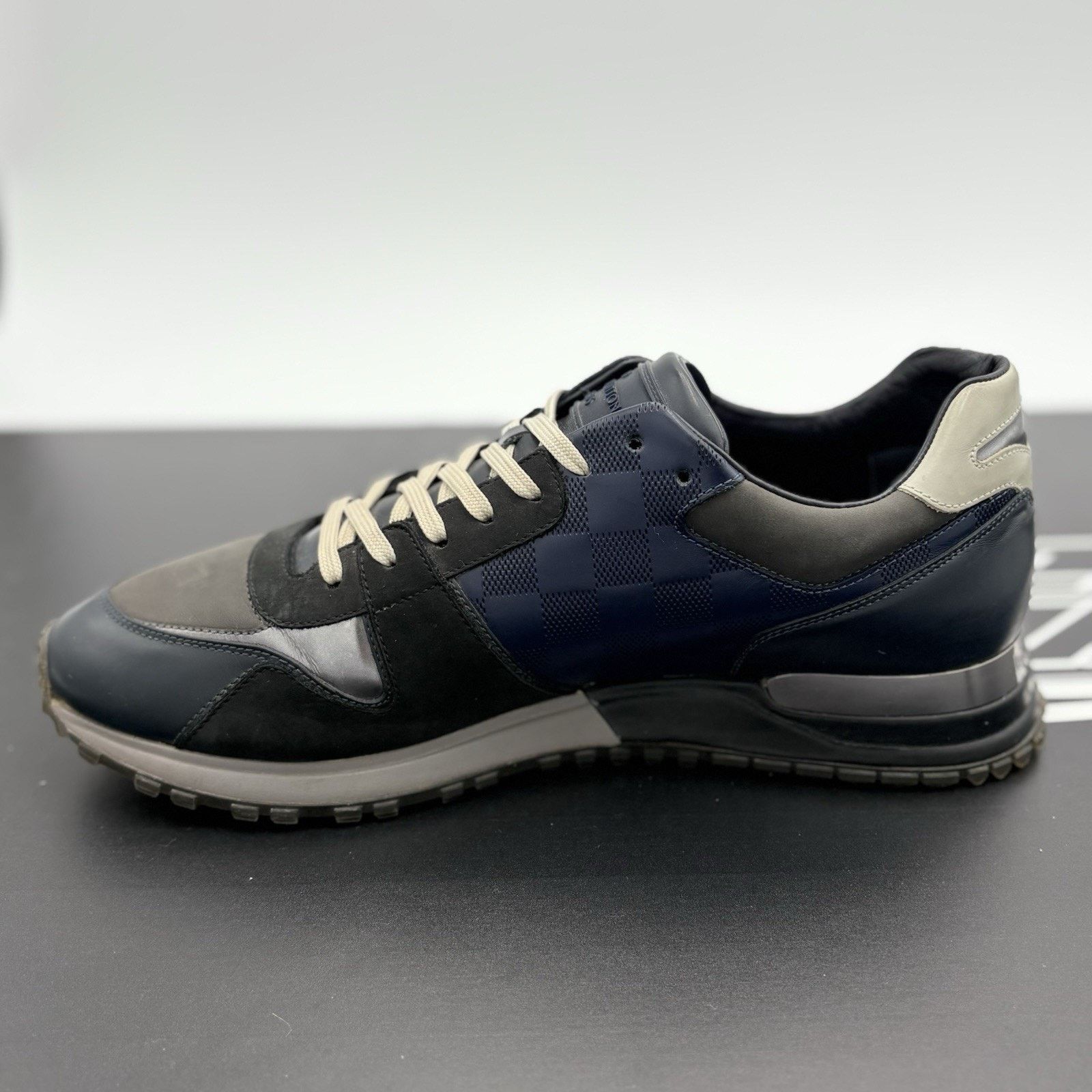Louis Vuitton Louis Vuitton Damier Run Away ' Navy ' | GREAT CONDITION Size US 9.5 / EU 42-43 - 4 Thumbnail