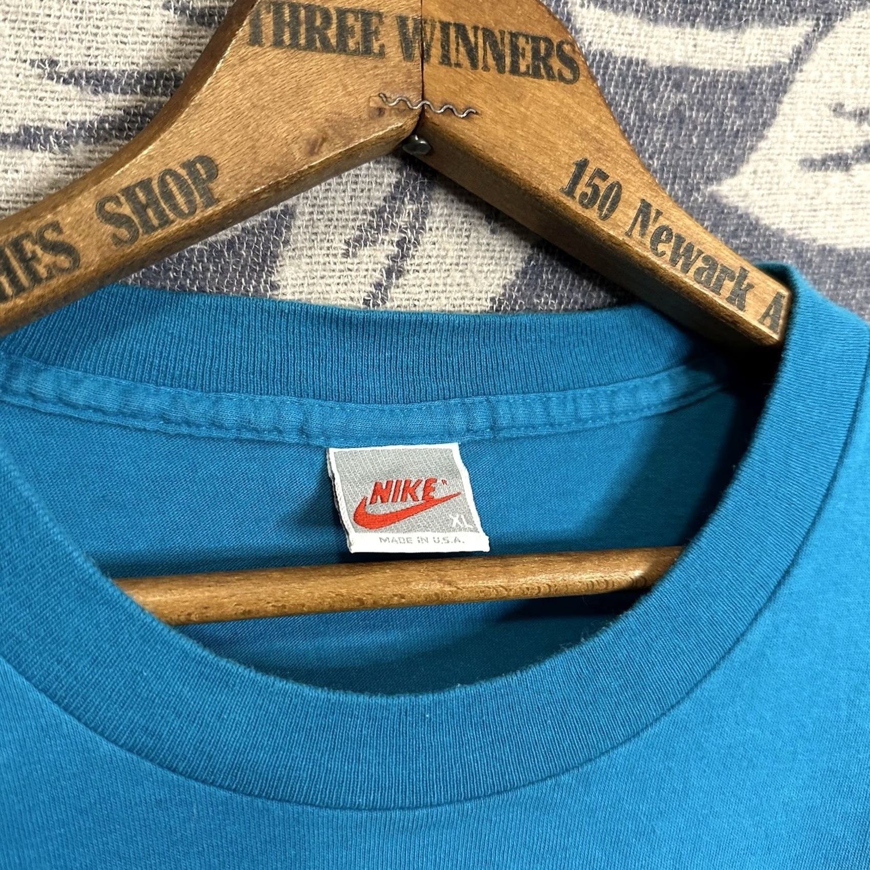 Nike VINTAGE Nike Jordan Ham Dunk Slam Dunk Porky Pig T Shirt XL Teal Men 90s Crew Neck Short Sleeve Graphic Print USA Size US XL / EU 56 / 4 - 3 Thumbnail