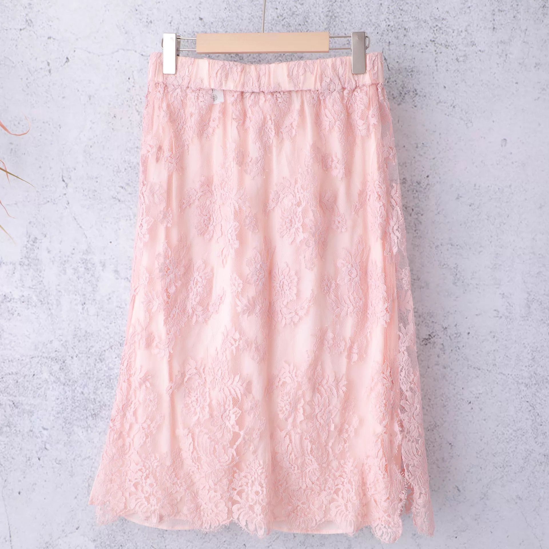 Gucci GUCCI lace skirt EU44 Size 30" / US 8 / IT 44 - 2 Thumbnail