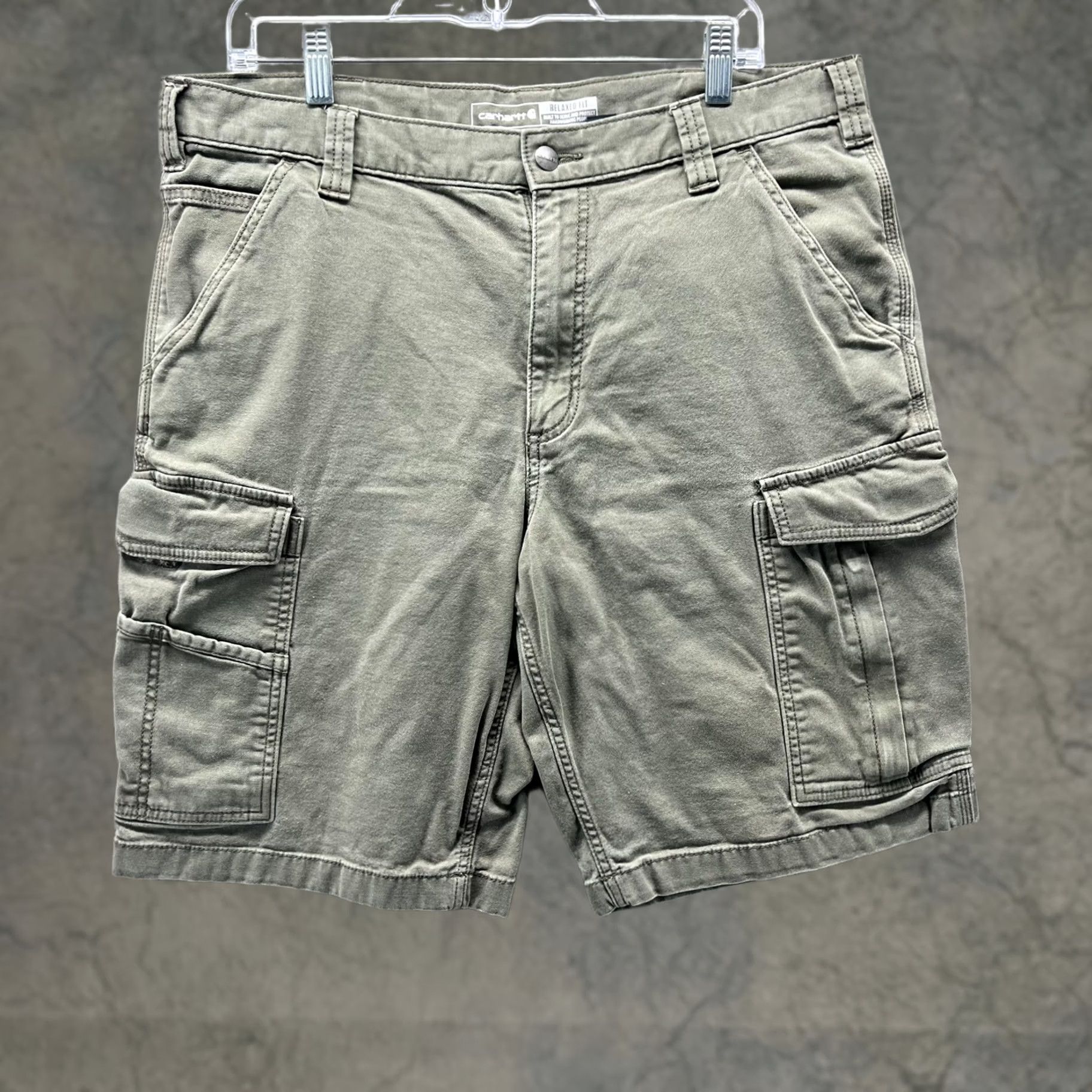 Carhartt Carhartt Cargo Shorts Mens 36 Green Relaxed Fit Utility Work Carpenter Size US 36 / EU 52 - 1 Thumbnail