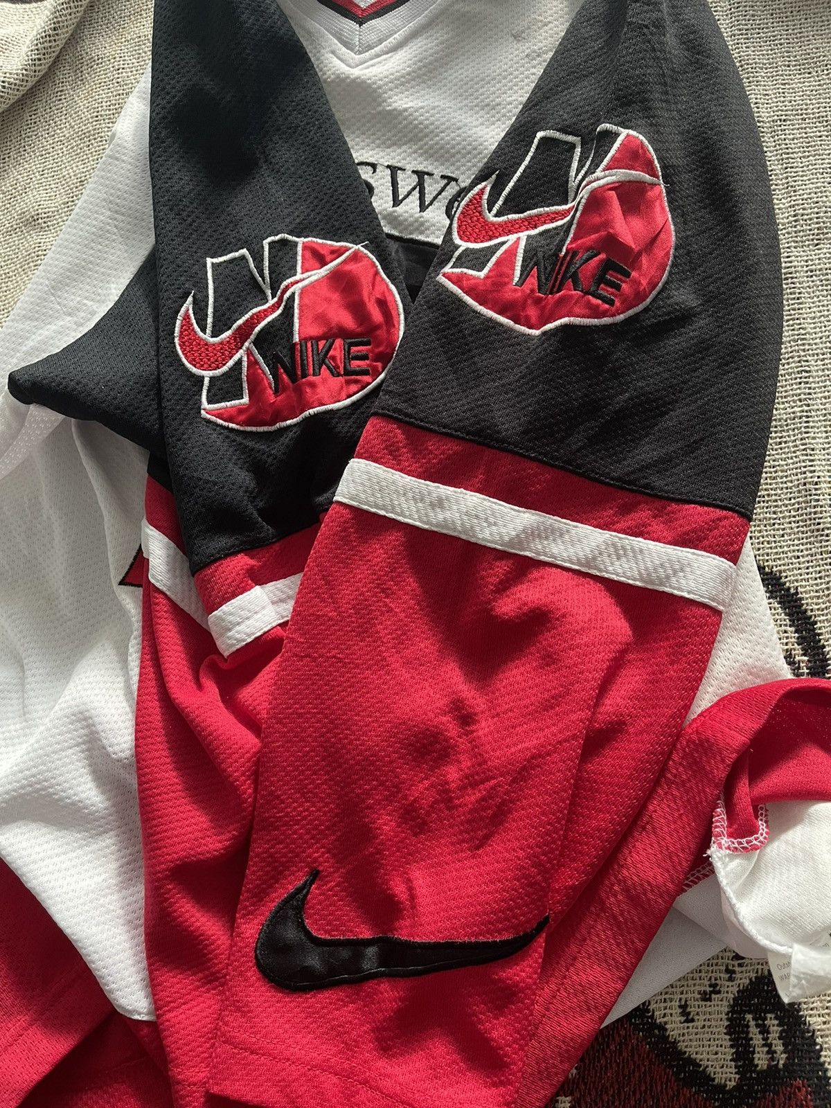 Nike Vintage Nike ice hockey Jersey 90s Size US L / EU 52-54 / 3 - 8 Thumbnail
