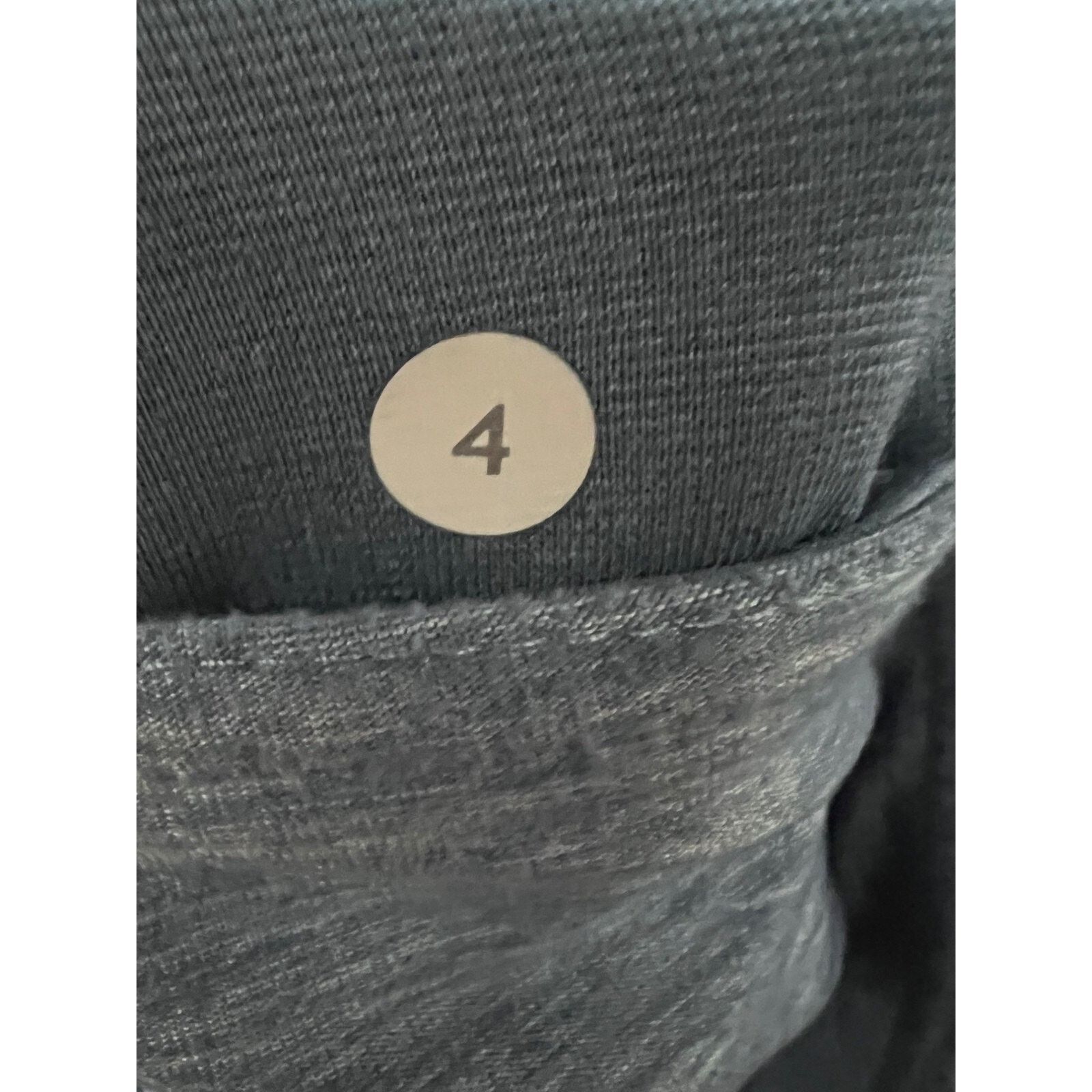 Lululemon Lululemon Blue Yoga Legging Sz 4 Moisture Wicking Pocket Size 27" / US 4 / IT 40 - 6 Thumbnail