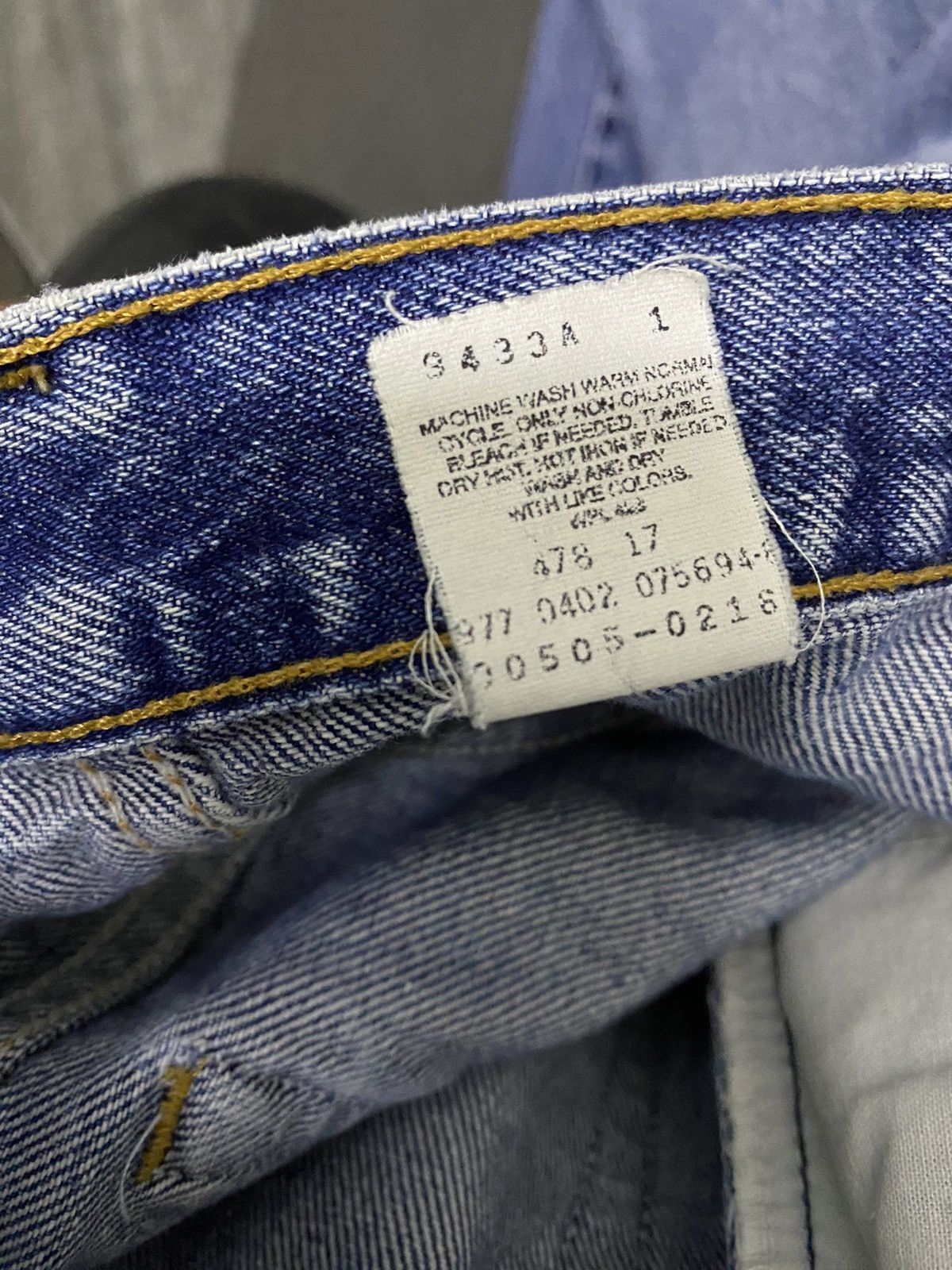 Levi's Vintage Clothing Levi’s 505 vintage distressed Size US 36 / EU 52 - 8 Thumbnail