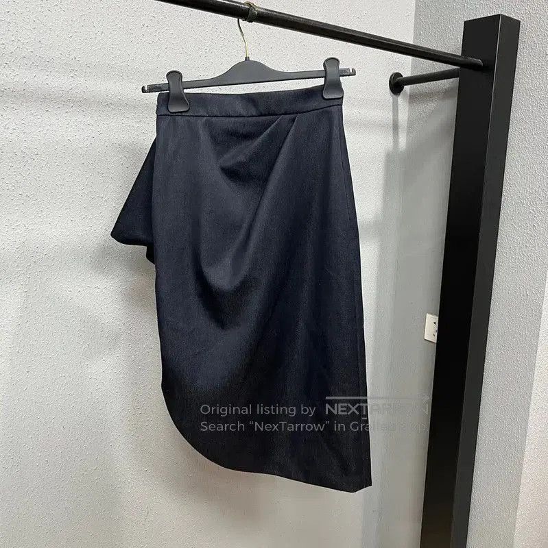 Dior Dior Navy Blue Wool Women's Skirt . Size 23" - 2 Thumbnail