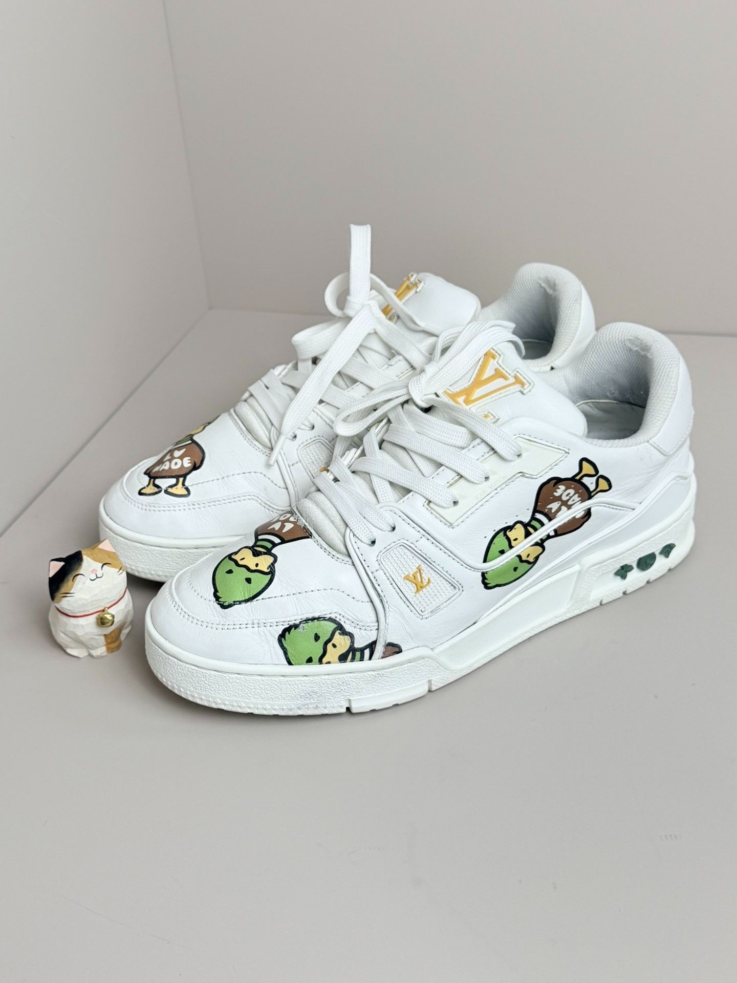 Louis Vuitton Louis Vuitton Training Lowtop Sneakers 6 Men Size US 6 / EU 39 - 1 Thumbnail