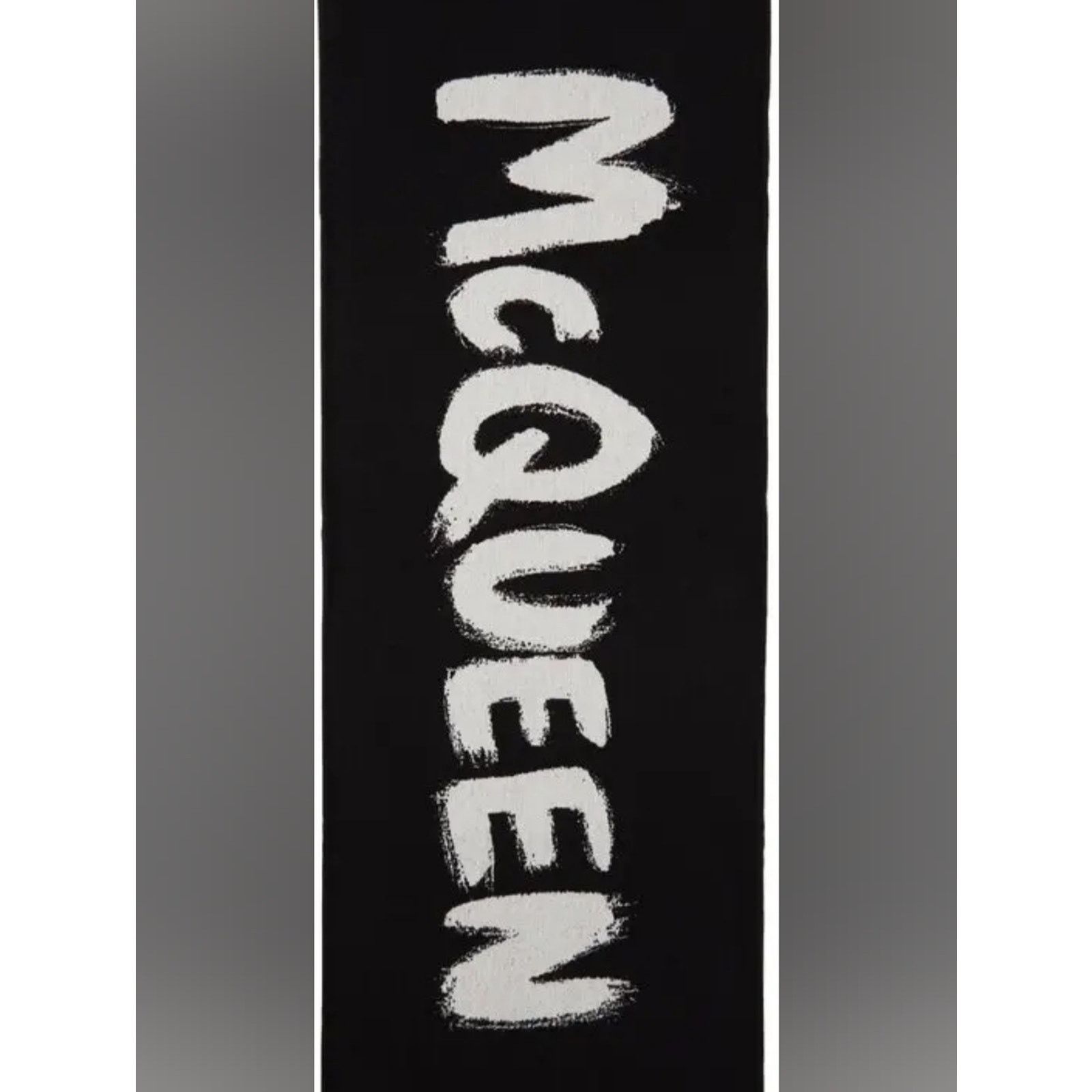 Alexander McQueen Alexander McQueen Oversize McQueen Graffiti Scarf Wool COA Size ONE SIZE - 8 Thumbnail