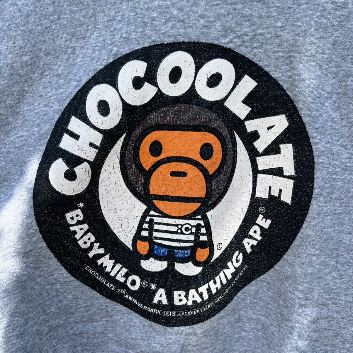 Bape “ A BATHING APE” CHOCOOLATE PRINT CREWNECK Size US L / EU 52-54 / 3 - 4 Thumbnail